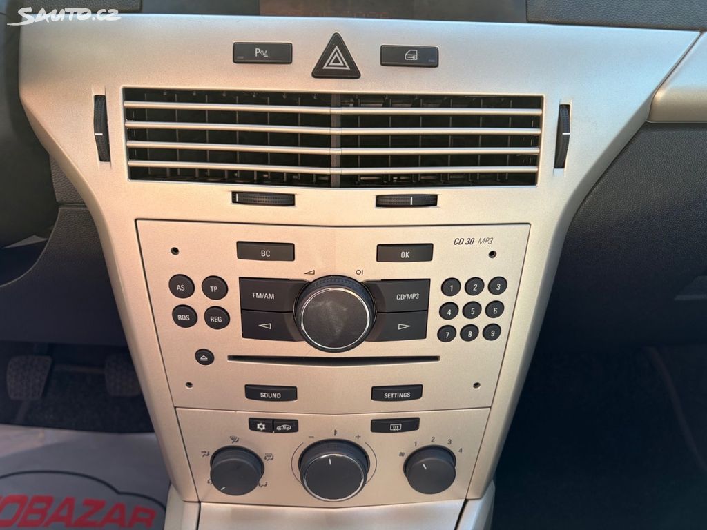 Opel Astra, 1,4 GTC, PĚKNÝ STAV