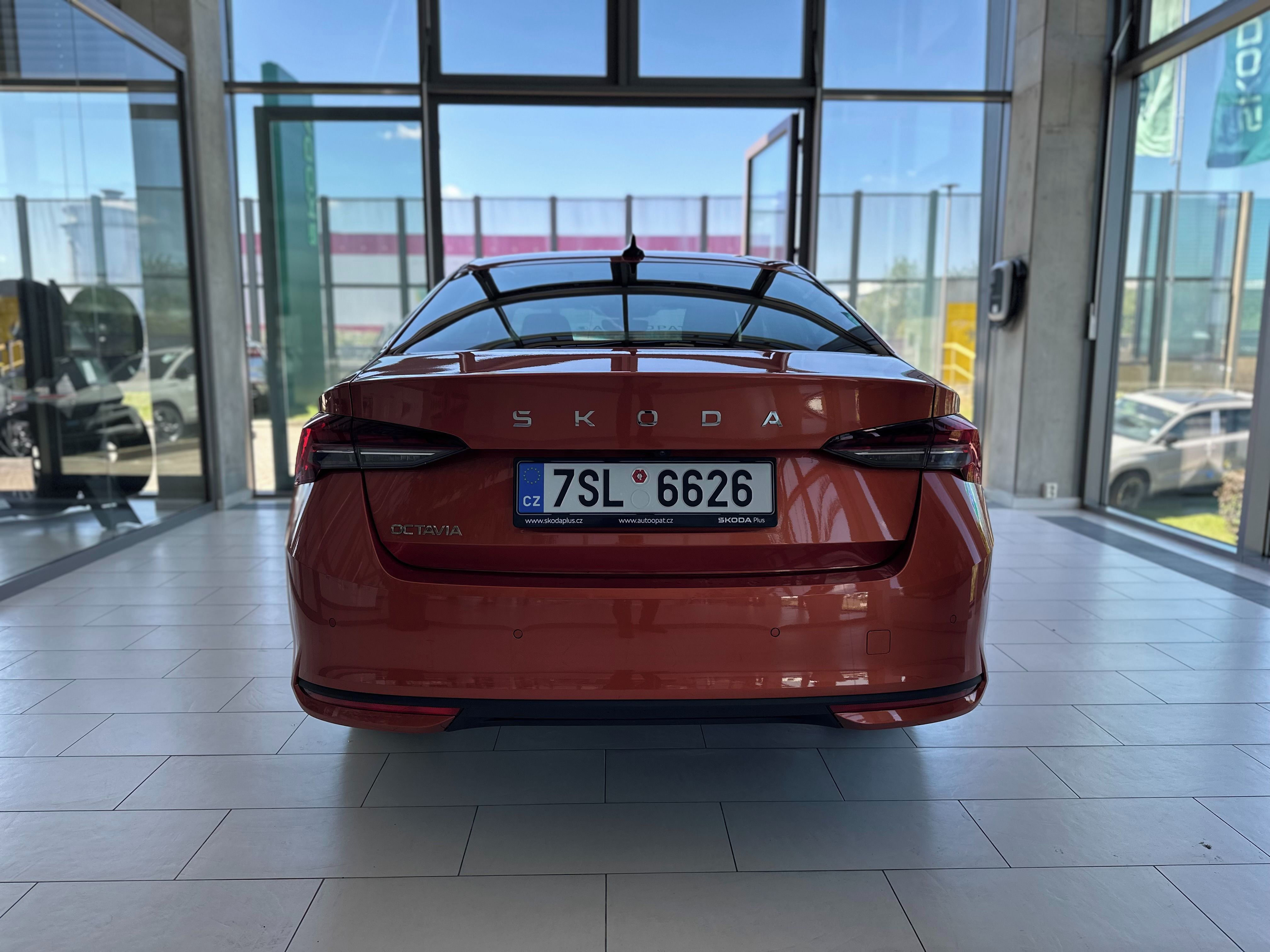 Škoda Octavia, 2,0 TDI 110 kW - fotka 6