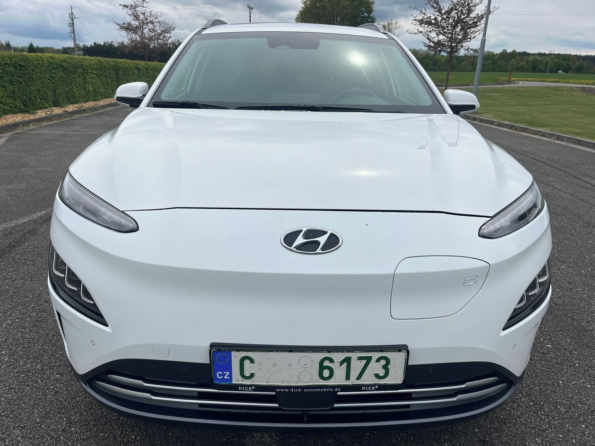 Hyundai Kona, TČ, NOVÁ STK 64 kWh, SOH 100% - fotka 3