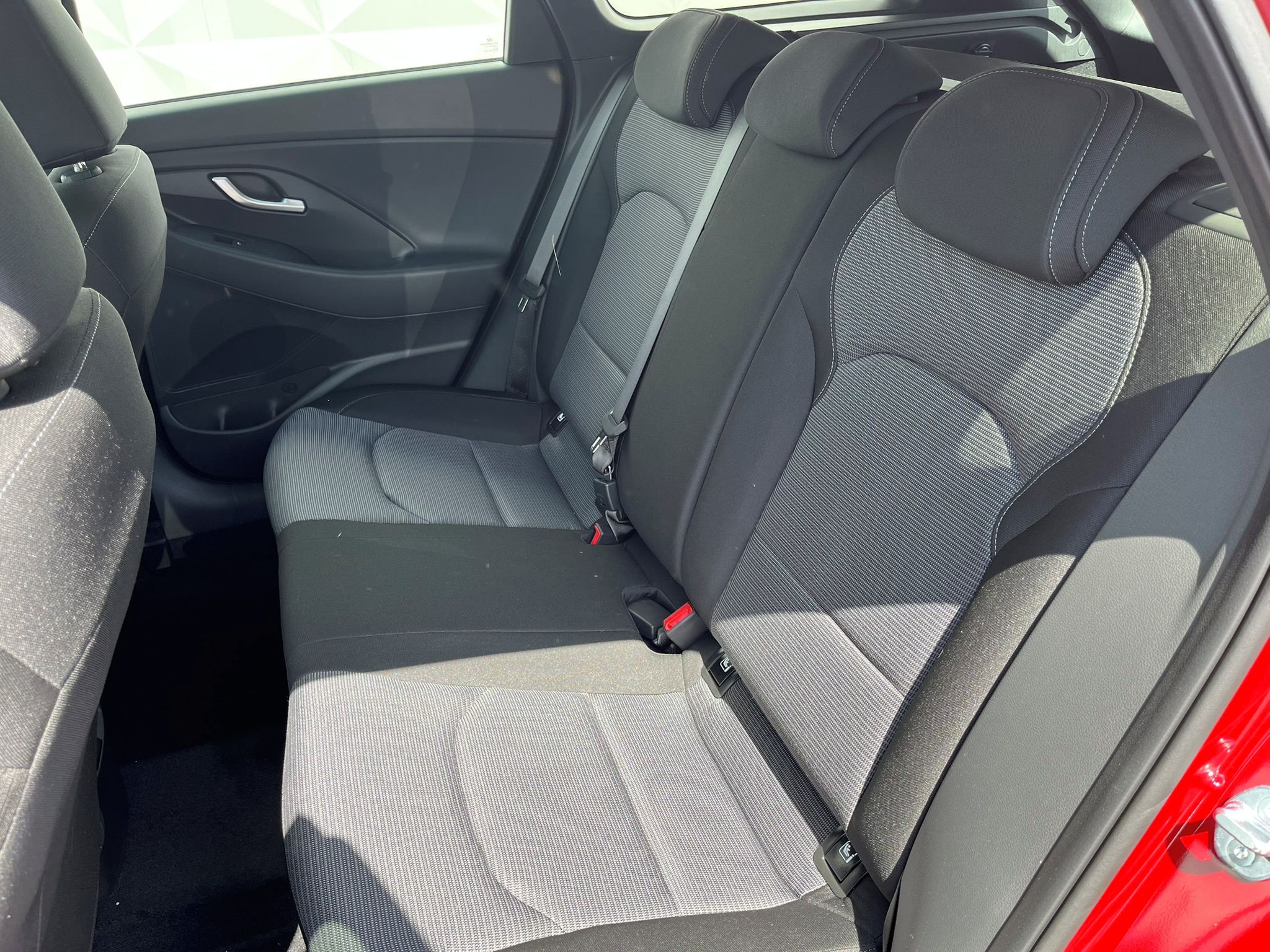 Hyundai i30, WG 1.0 T-GDi DCT GO Czech! - fotka 6
