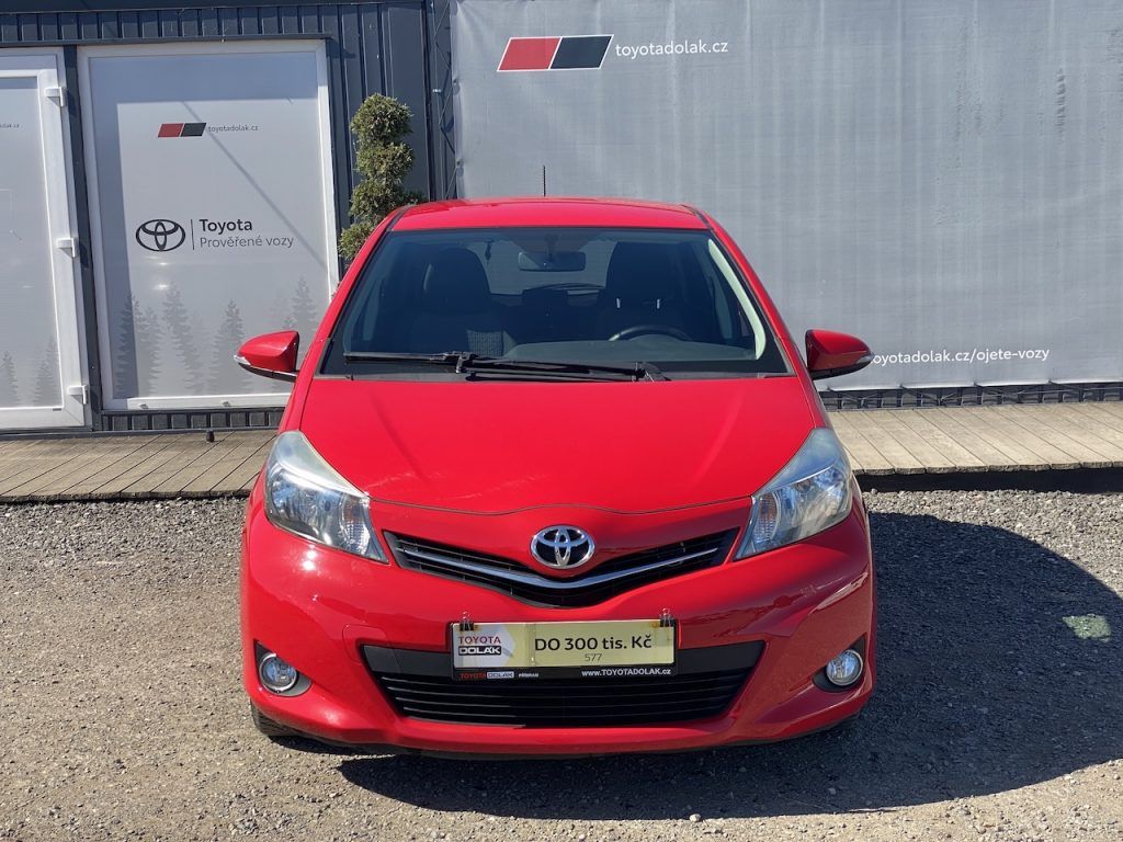 Toyota Yaris, 1.33i, ČR-1m, Active, 2x kola - fotka 2