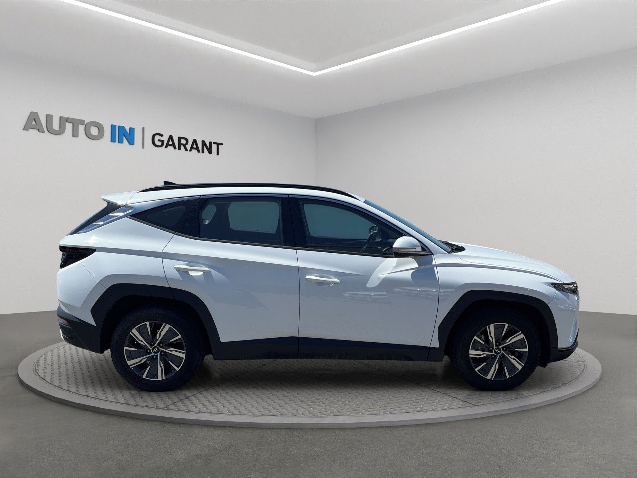 Hyundai Tucson, COMFORT 1.6 T-GDi 110kw, ČR, 1 - fotka 4