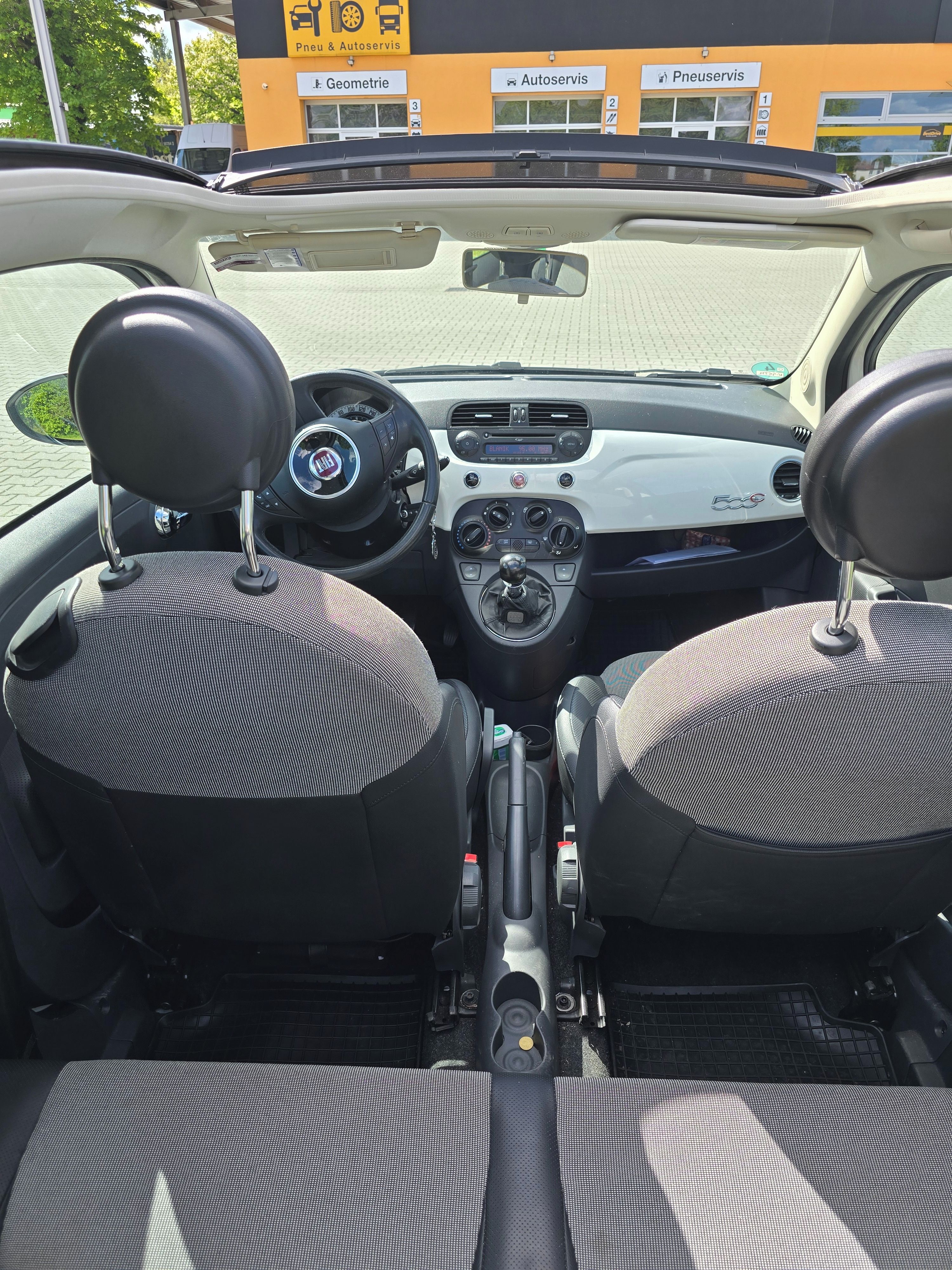 Fiat 500C, Fiat 500C  po STK - fotka 5