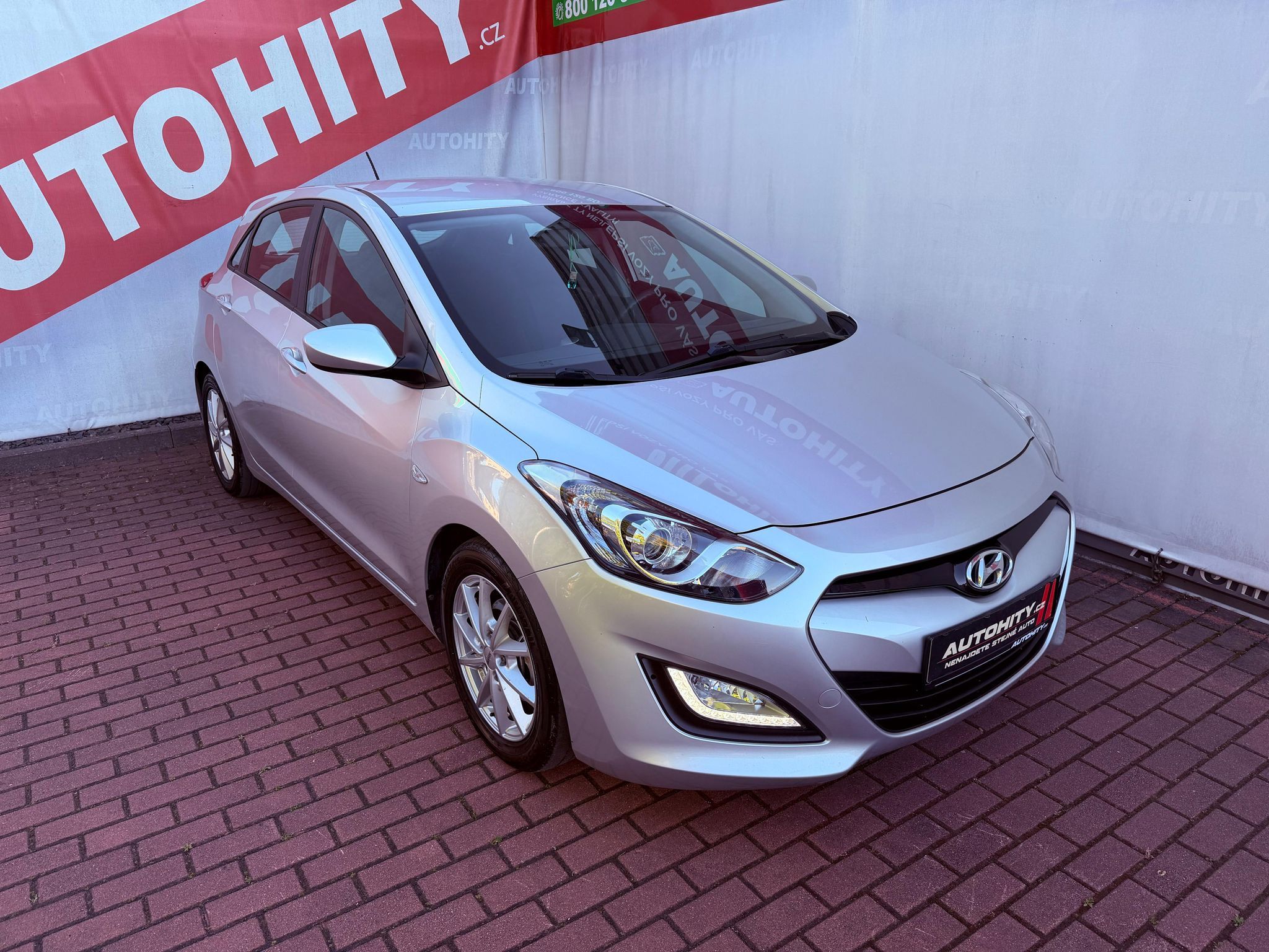 Hyundai i30, 1.4 CVVT Trikolor, ČR - fotka 3