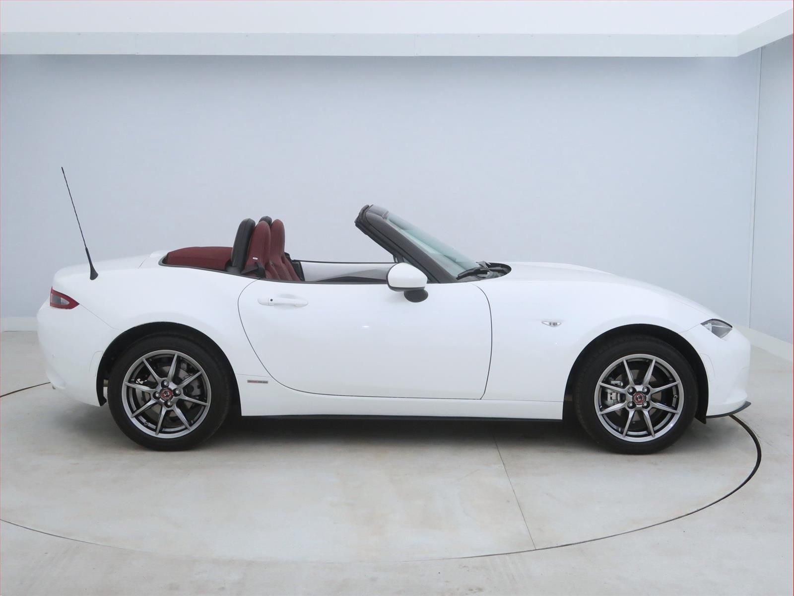 Mazda MX-5, 1.5 Skyactiv G, Serv.kniha - fotka 6