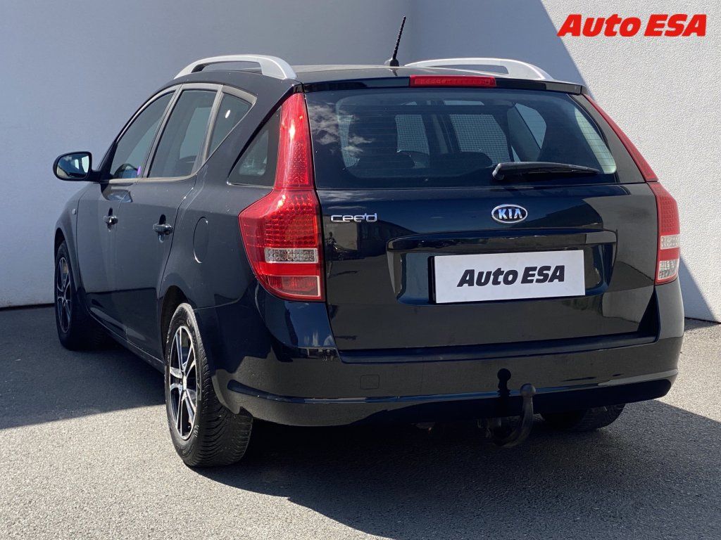 Kia Cee´d, 1.4,Vision - fotka 6