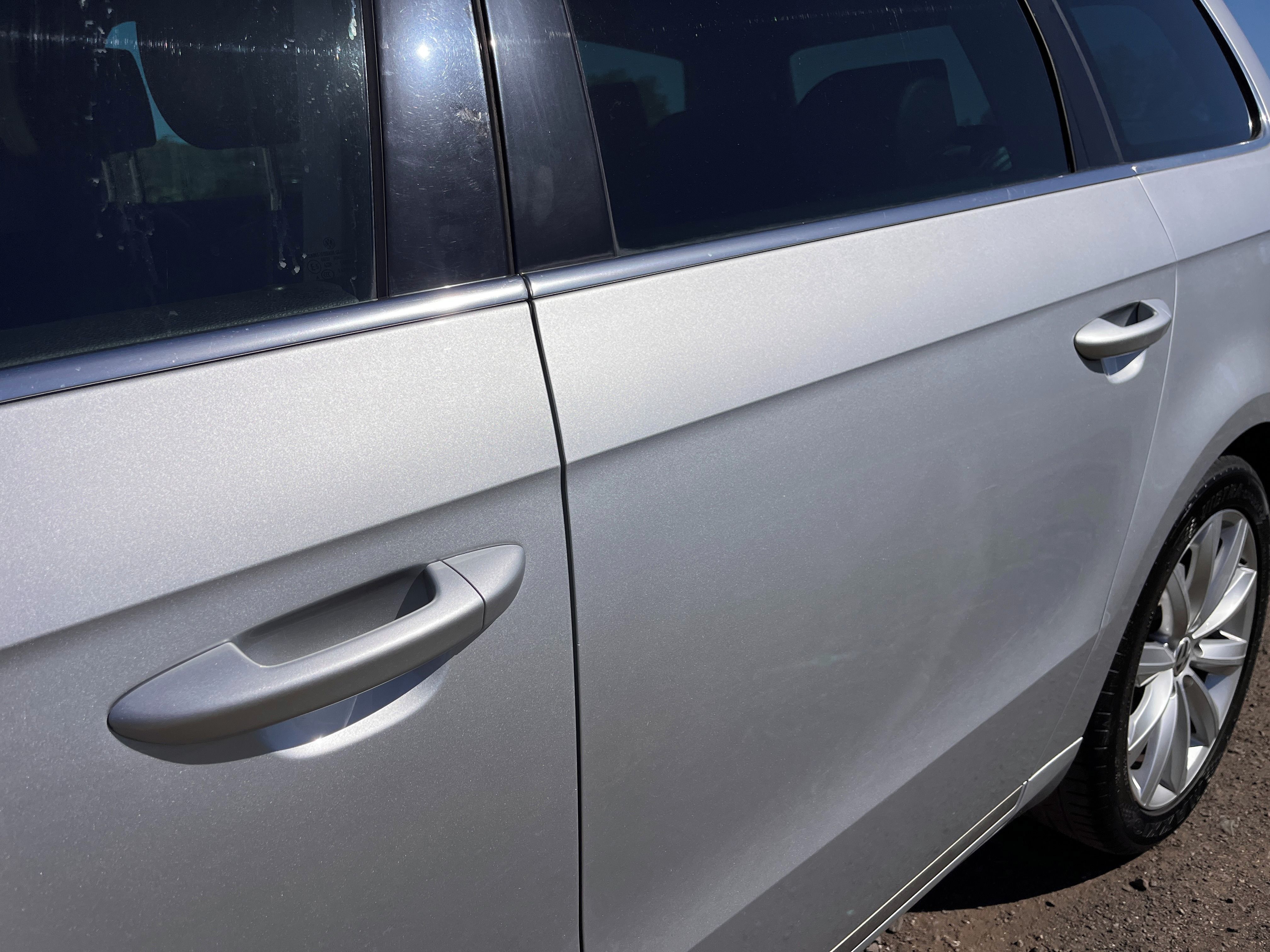 Volkswagen Passat, 2.0TDI 103KW HIGHLINE,1.MAJ - fotka 6