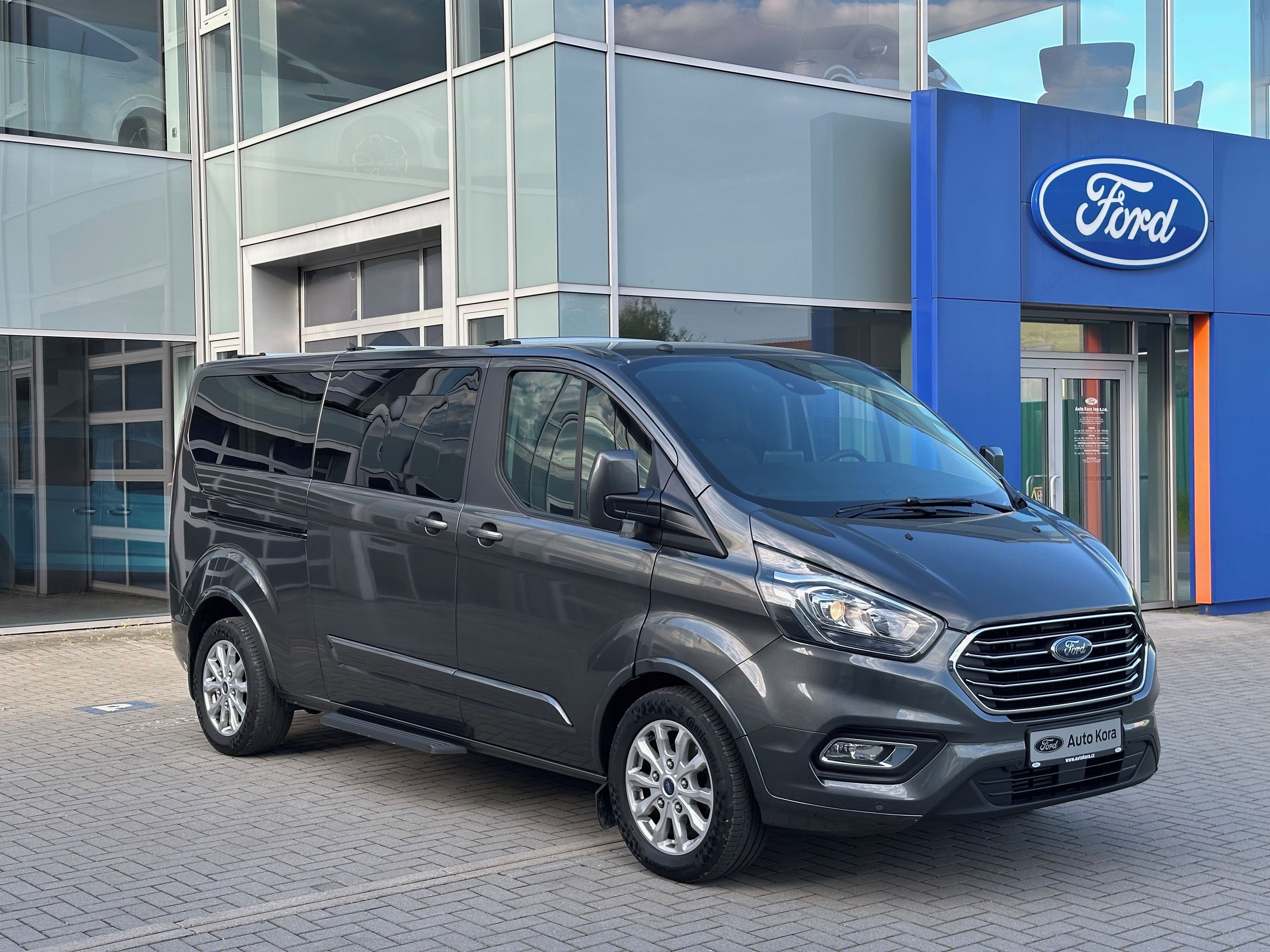 Ford Tourneo Custom, Titanium L2 170k/Man 8míst ČR - fotka 3