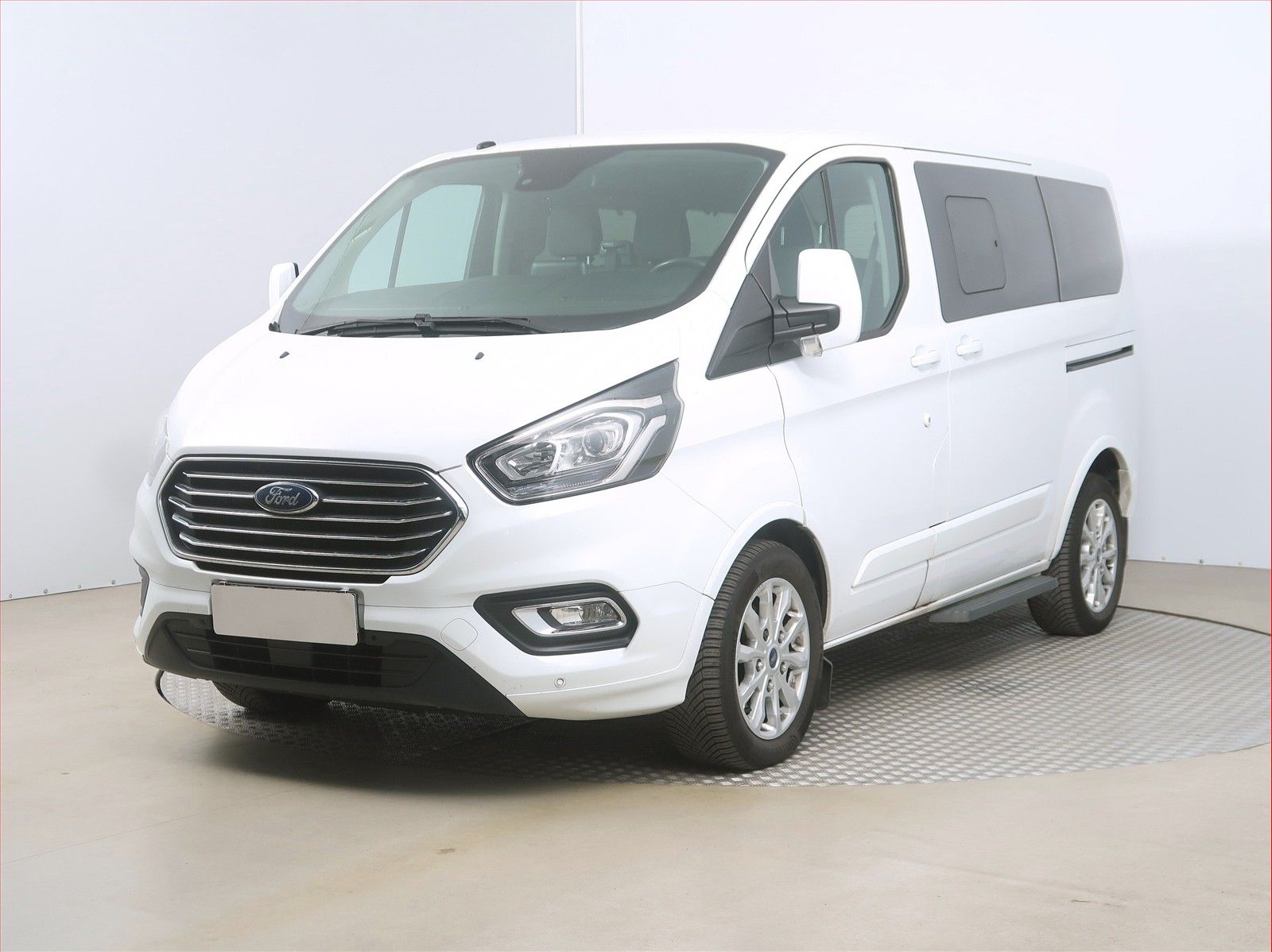 Ford Tourneo Custom, 2.0 EcoBlue, Titanium, Klima - fotka 2