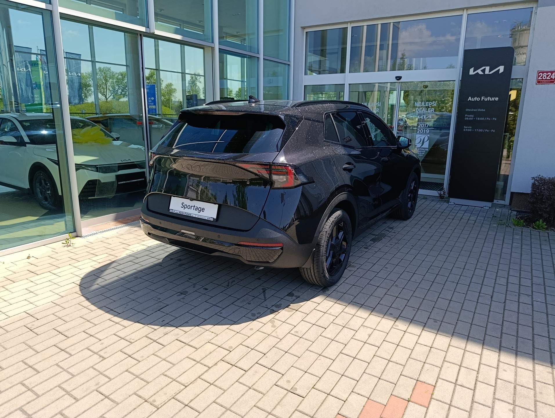 Kia Sportage, NQ5 1,6 T-GDi 4x2 7DCT B. ED. - fotka 3
