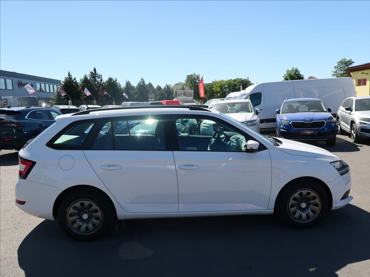 Škoda Fabia, 1,0 TSi,70kW,1majČR,klima,DPH - fotka 5