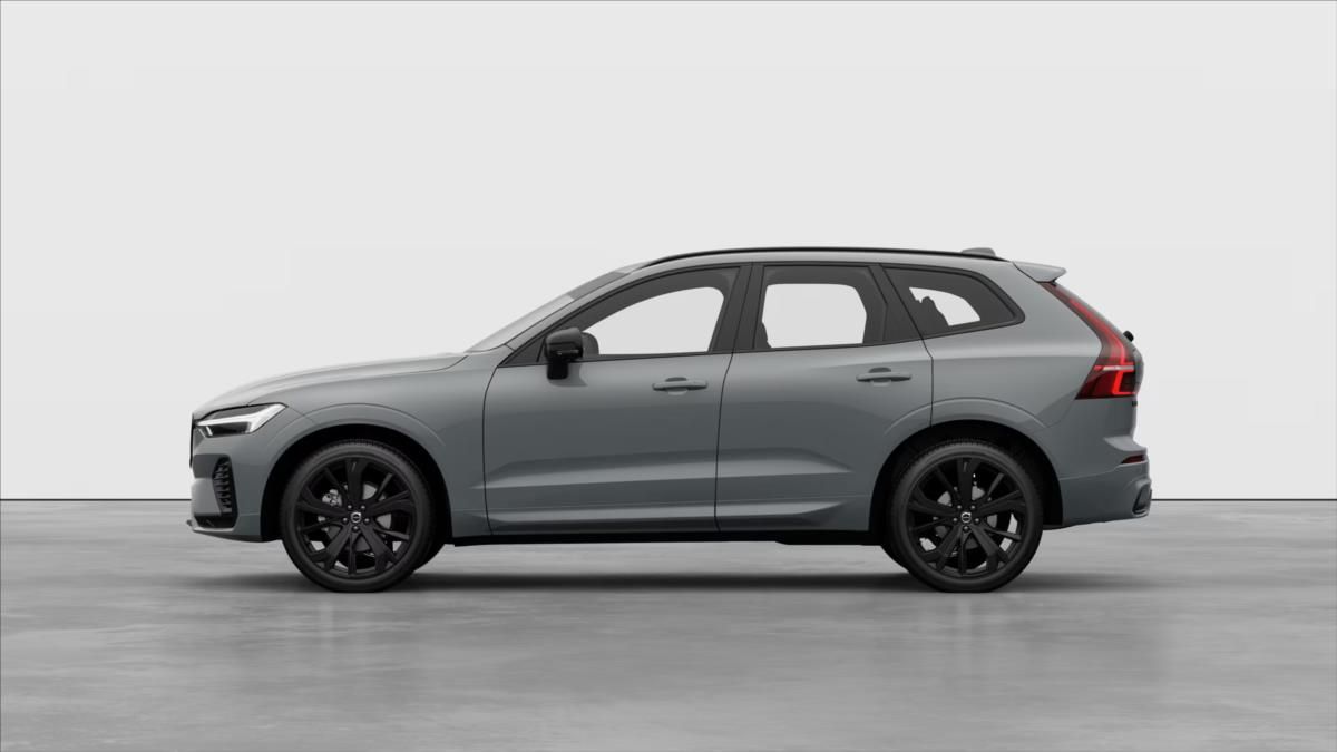 Volvo XC60, 2,0 B5 AWD Plus Black Ed 4321 - fotka 2