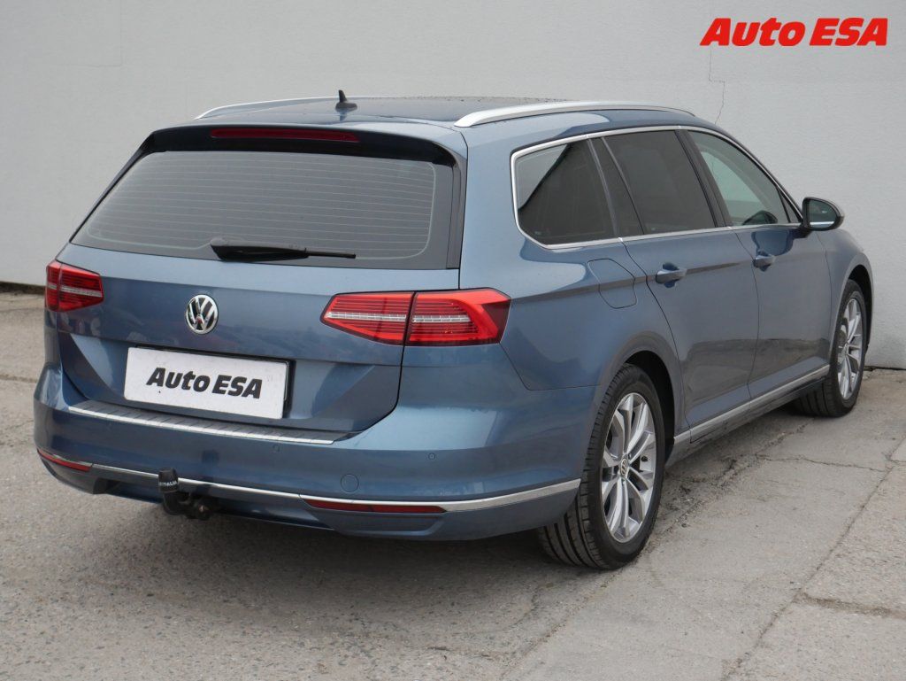 Volkswagen Passat, 2.0 TDi,Navi,bixen TZ - fotka 6