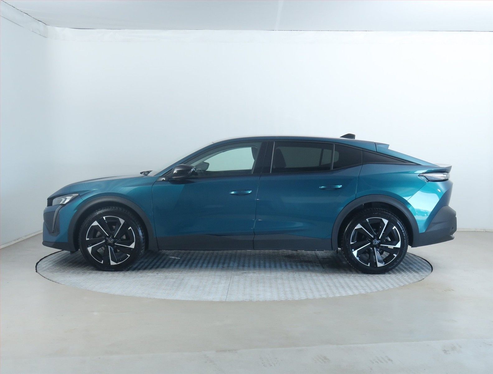 Peugeot 408, 1.2 PureTech, Allure Pack - fotka 3