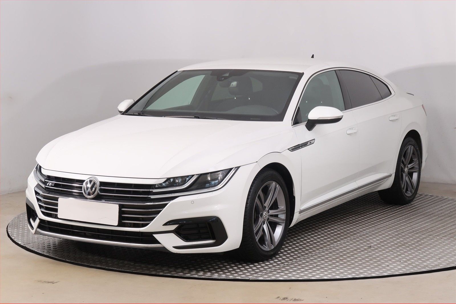 Volkswagen Arteon, 2.0 BiTDI 4Motion, R-line - fotka 2