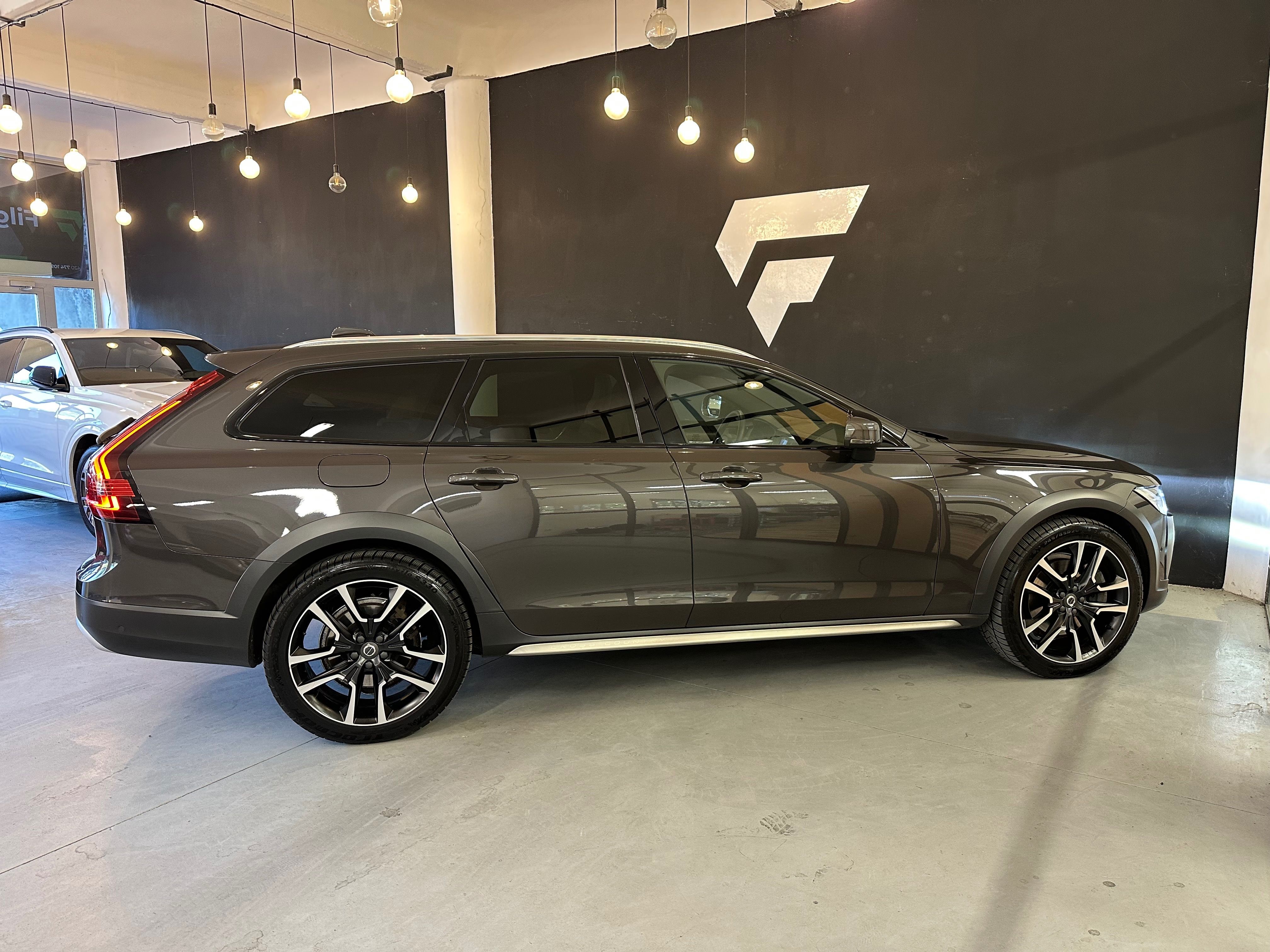 Volvo V90, B5 CROSS COUNTRY TOP VÝBAVA - fotka 6