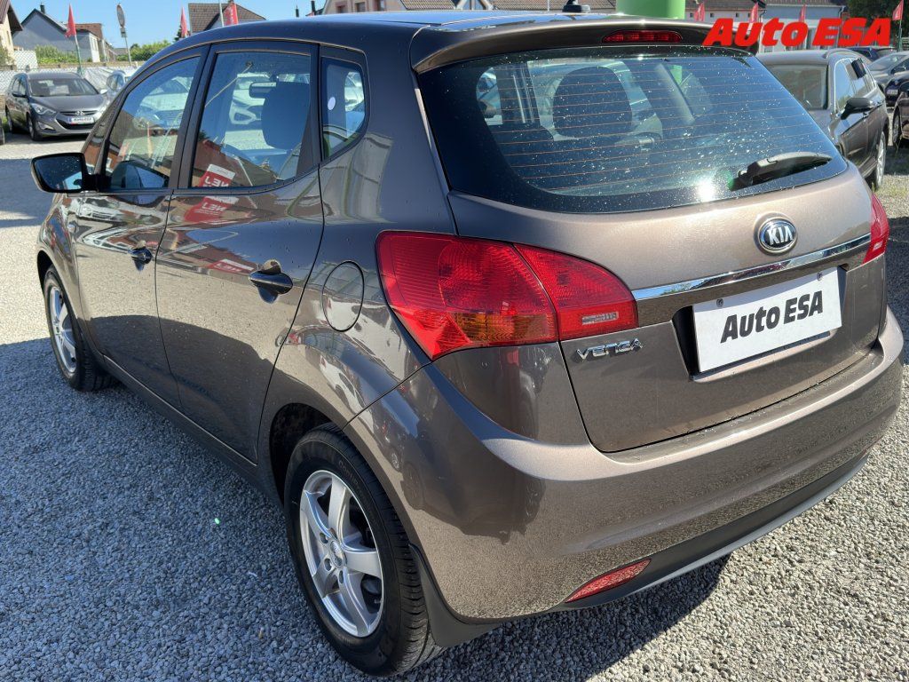 Kia Venga, 1.4i,ČR - fotka 6