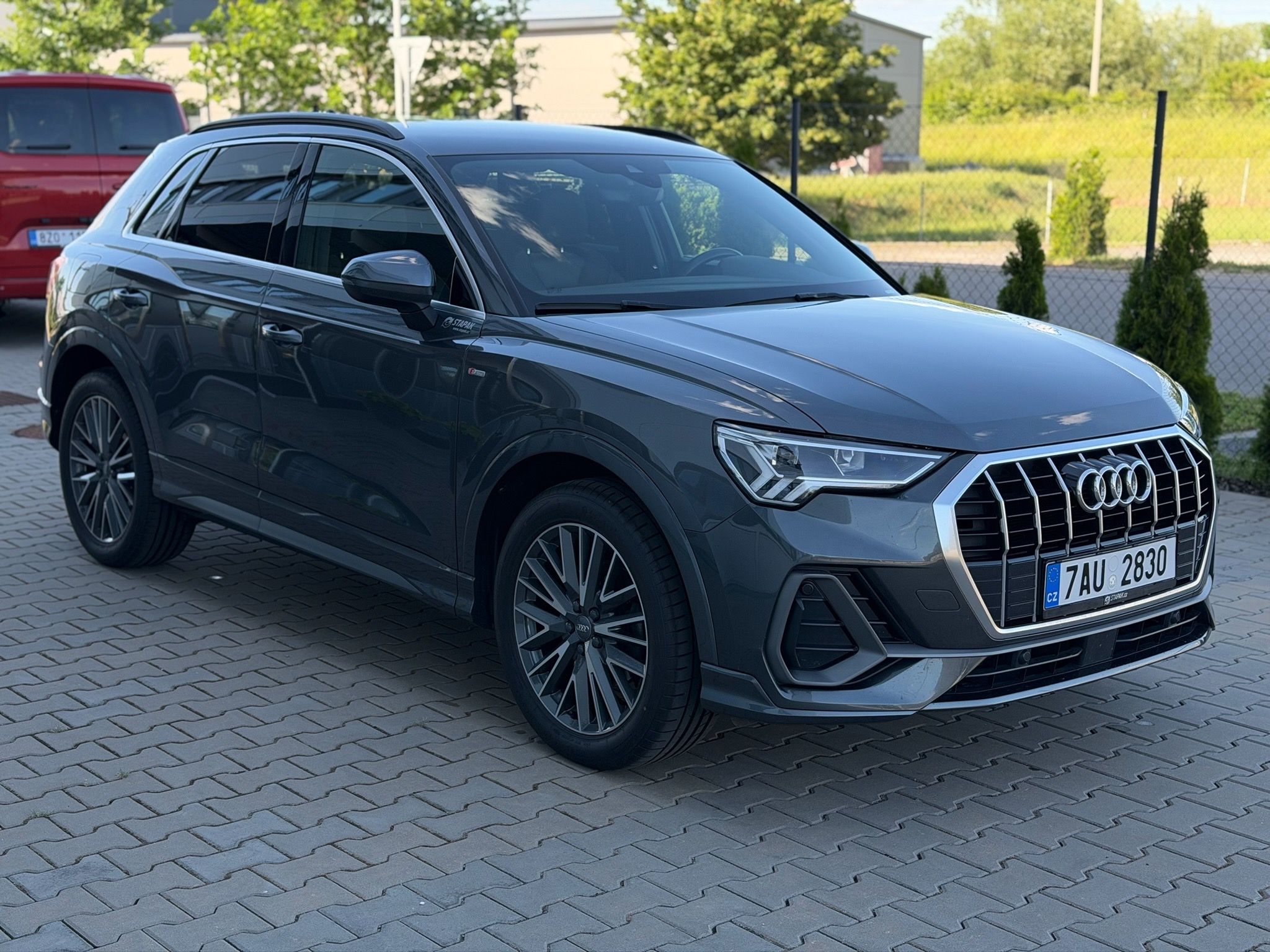 Audi Q3, 1.5 TFSI DSG S-line ČR DPH - fotka 5