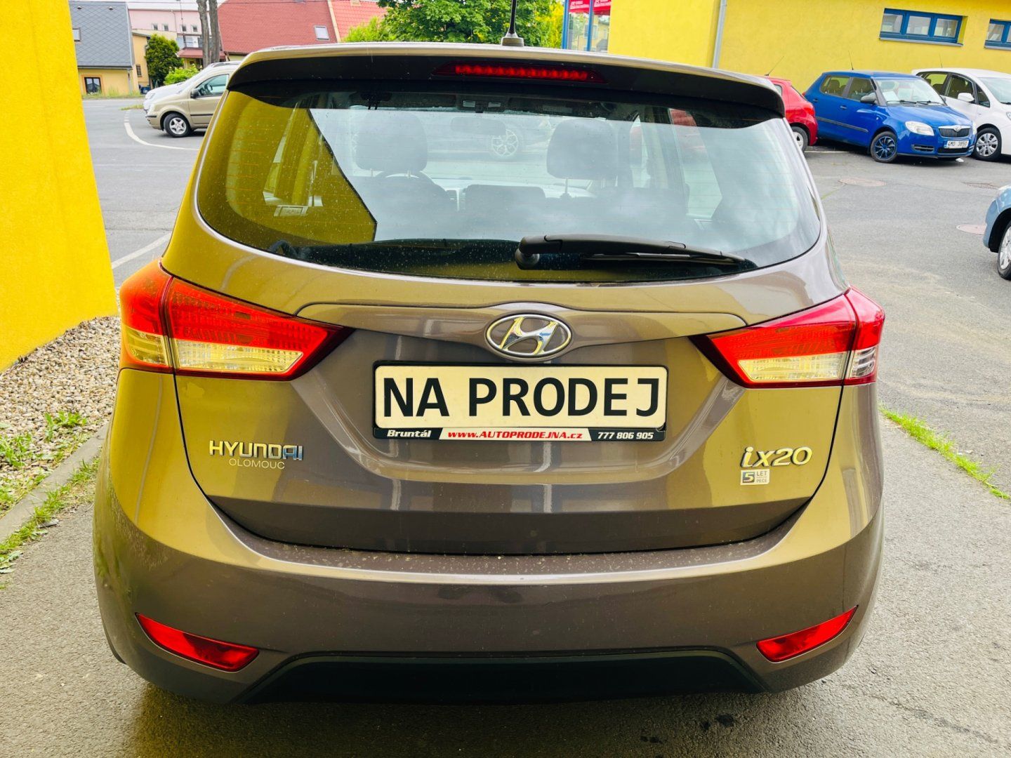 Hyundai ix20, 1.6 i BENZÍN 91 kW ALU KOLA - fotka 4