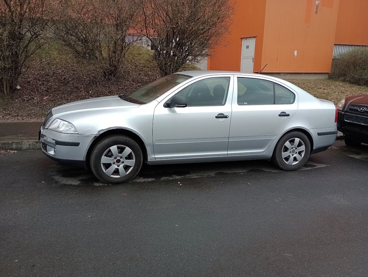 Škoda Octavia, 1.6, odřená ale dobře slouží