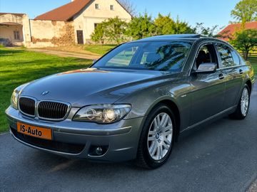 4,8 750i
