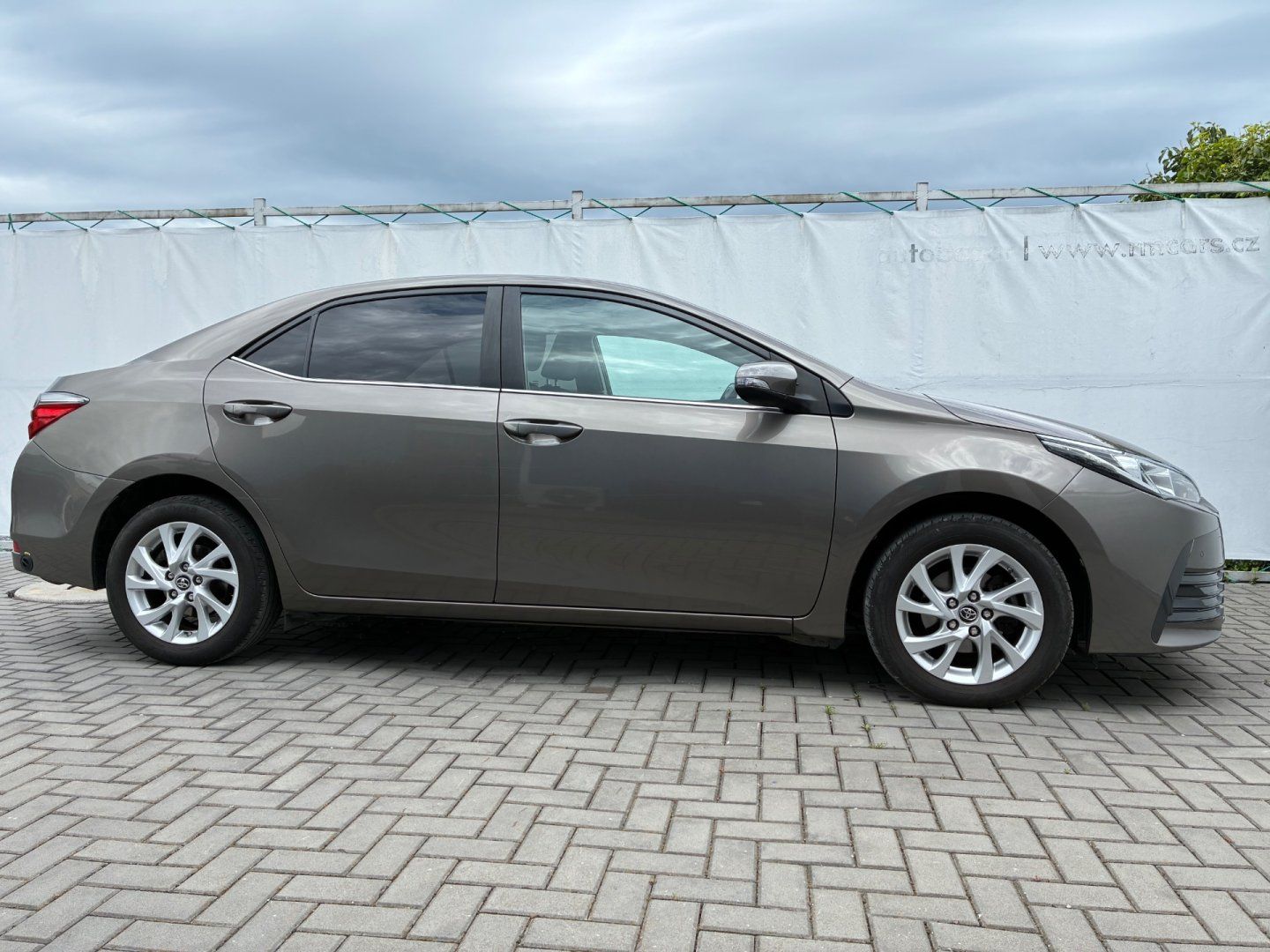 Toyota Corolla, 1,6i 97kW*ČR*VYHŘ.SED*NAVI*TZ* - fotka 6