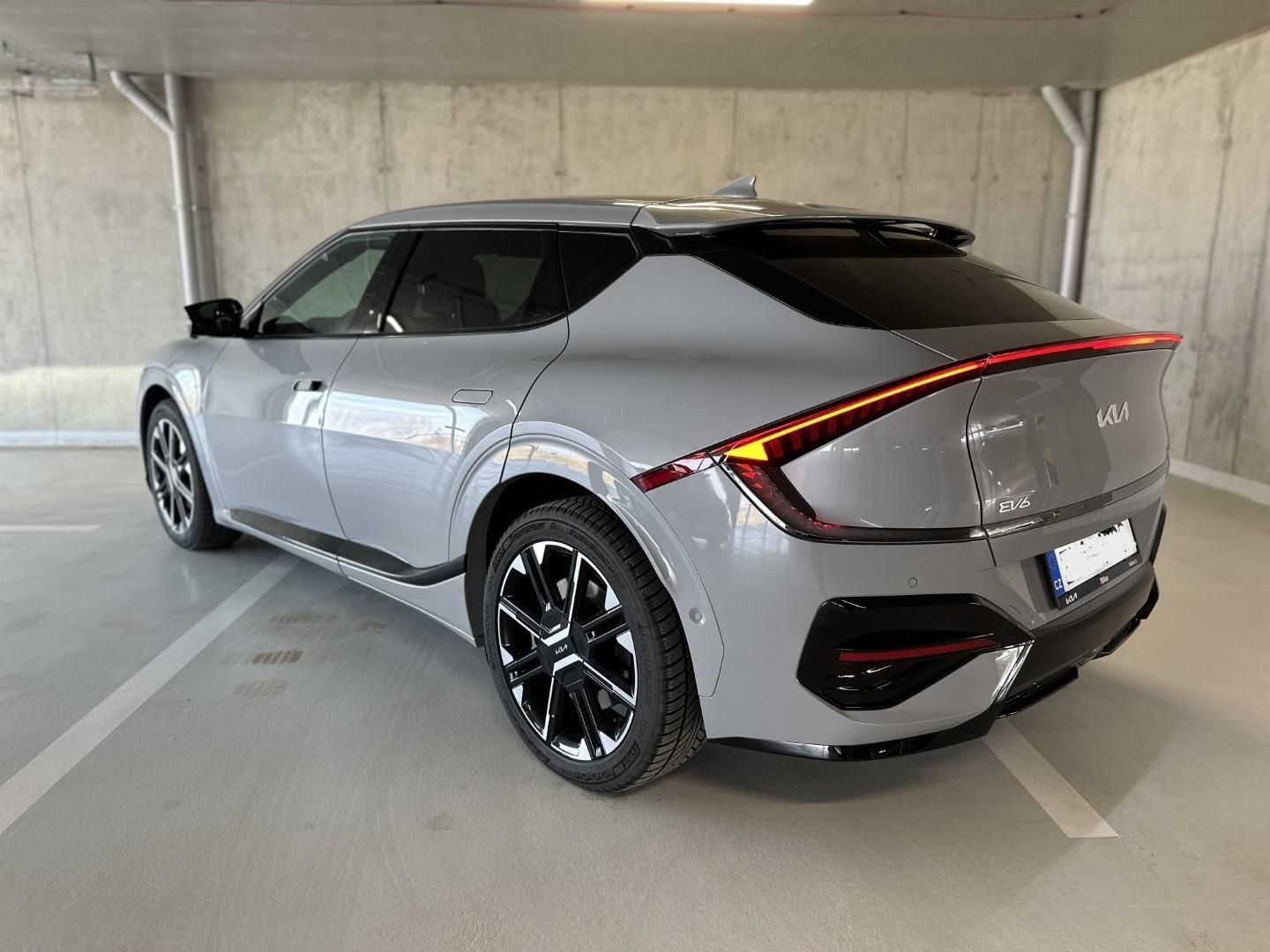 Kia EV6, AC 239kW 4x4  GT-LINE 239 KW + - fotka 3