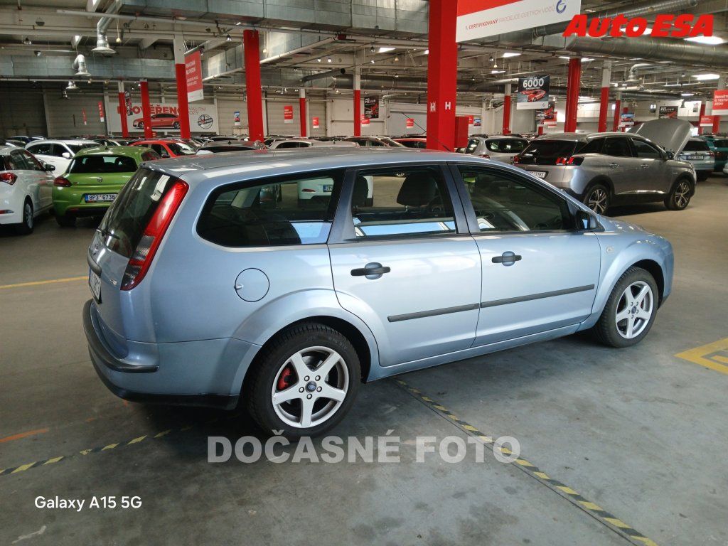 Ford Focus, 2.0 TDCi - fotka 2