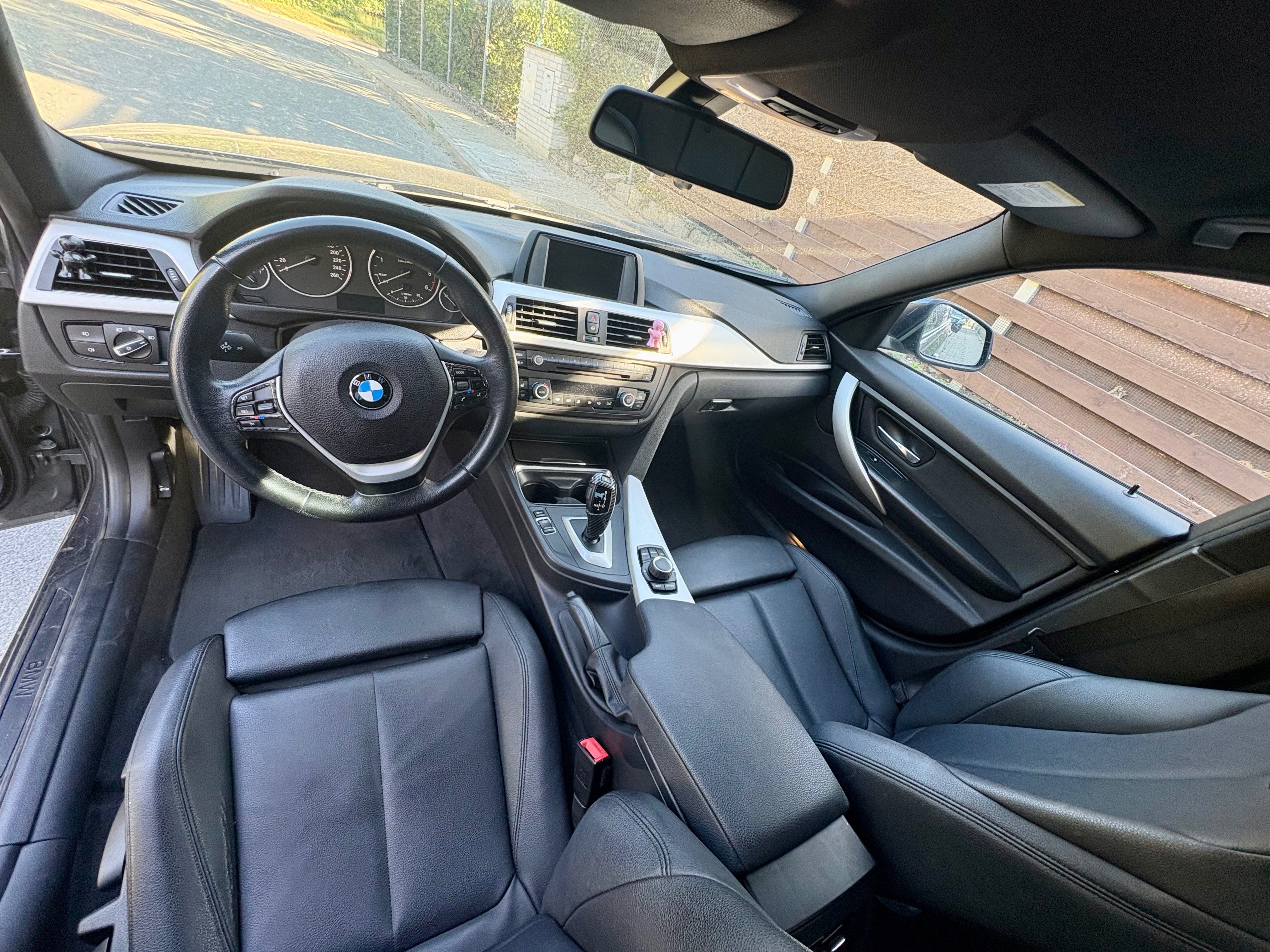 BMW Řada 3 - fotka 6