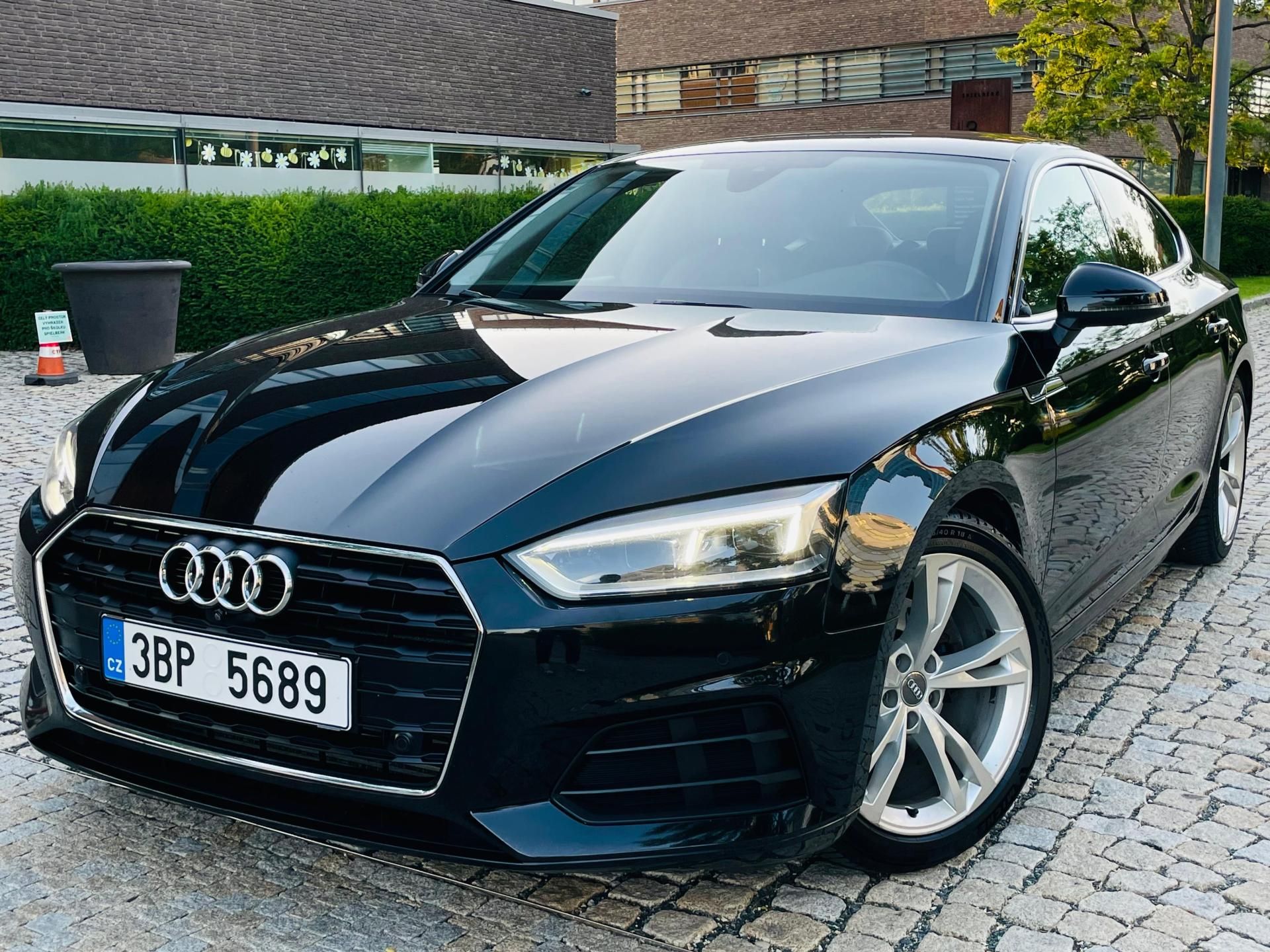 Audi A5, 2.0i 140KW AUT KAMERY SERVISKA