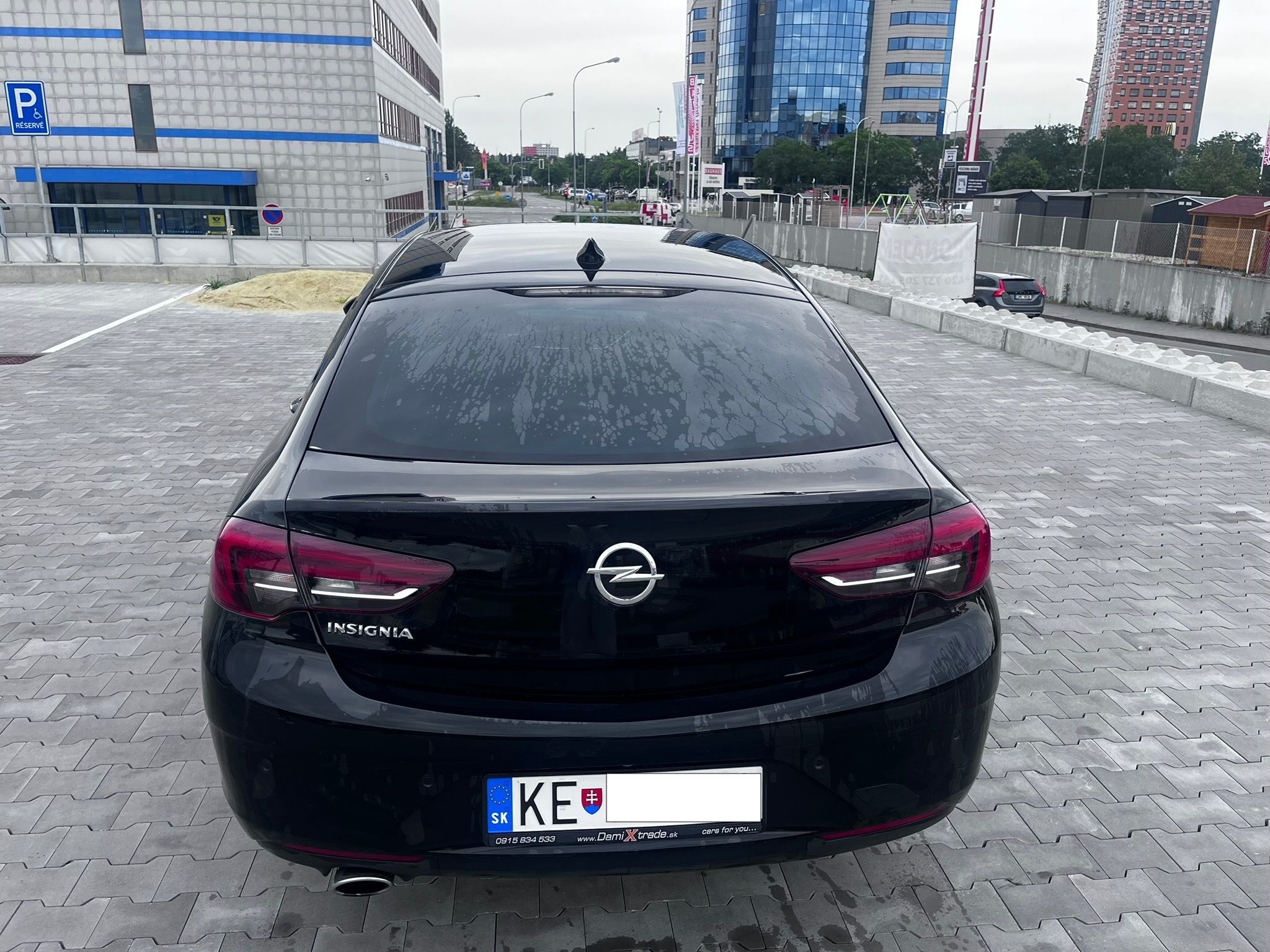 Opel Insignia, B - 2.0 CDTI, Inovation, 4x4 - fotka 4