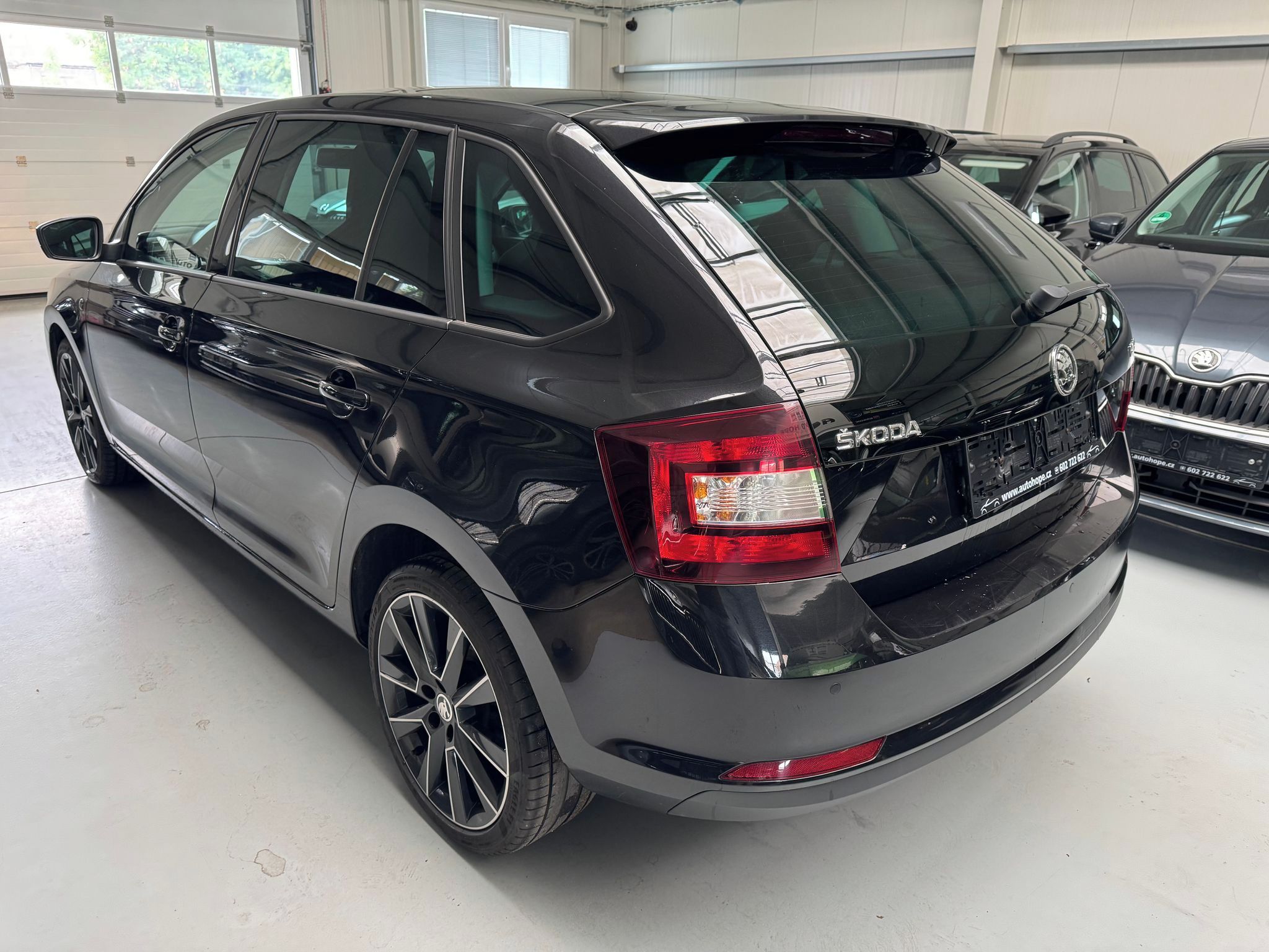 Škoda Rapid, SPB 1.6 TDI Ambition - fotka 4