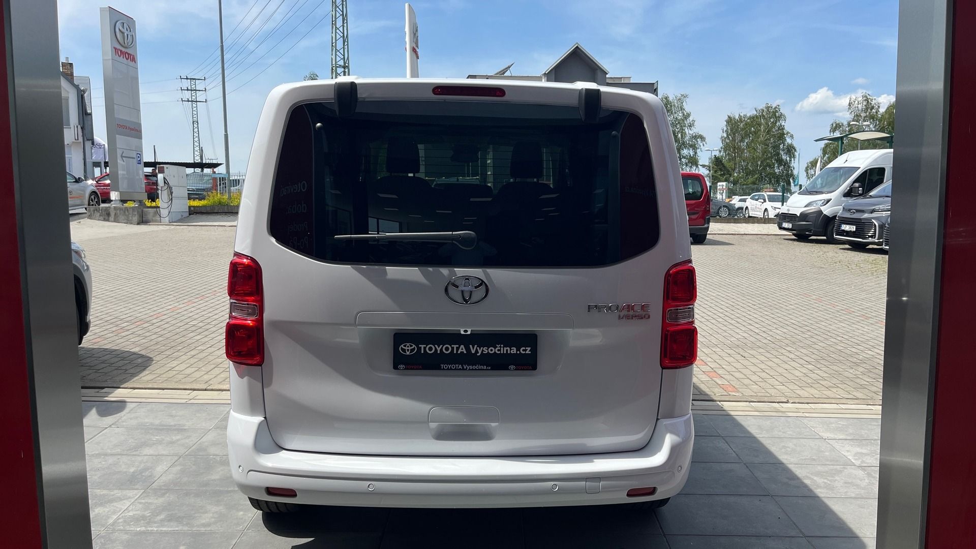 Toyota Proace Verso, Krátká L1, 2.0 nafta 144 koní - fotka 6