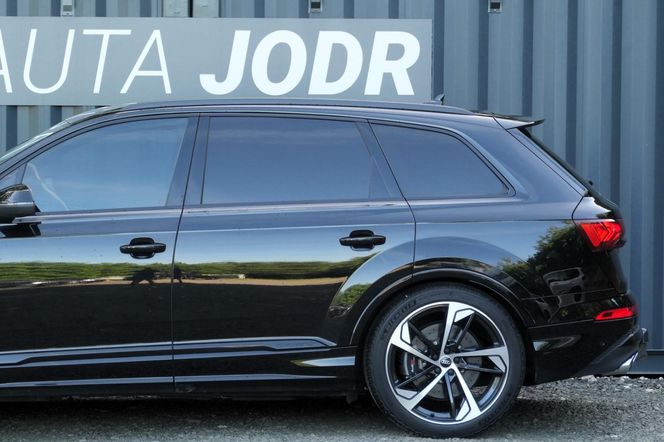 Audi SQ7, 4.0 TFSI, Ceramic, 7 míst, B&O - fotka 3