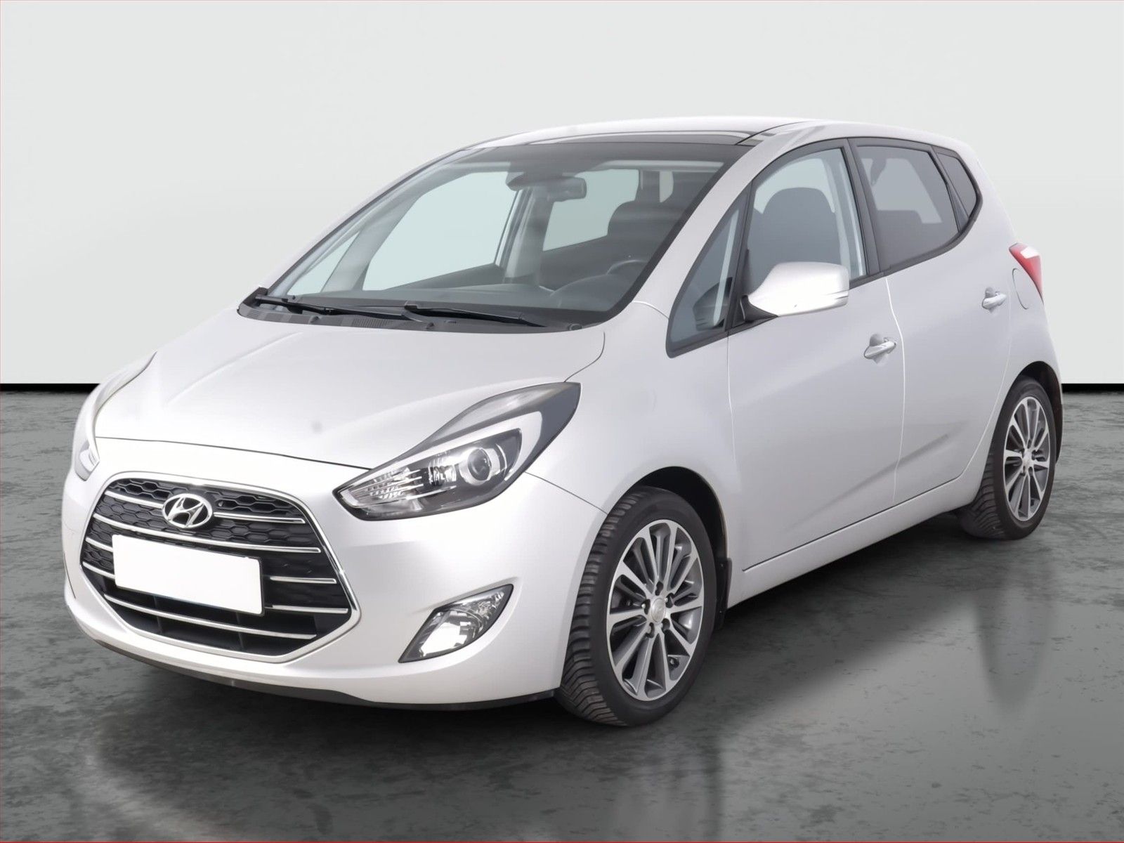Hyundai ix20, 1.6 CVVT, Navi - fotka 2
