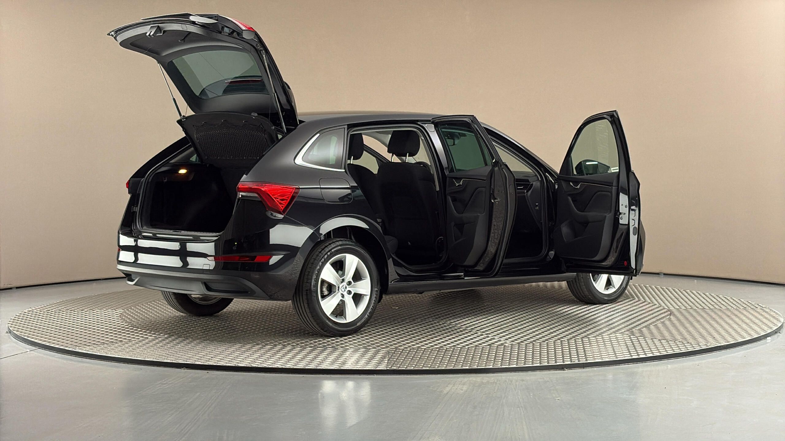 Škoda Scala, 1.0 TSI DSG Style - fotka 6