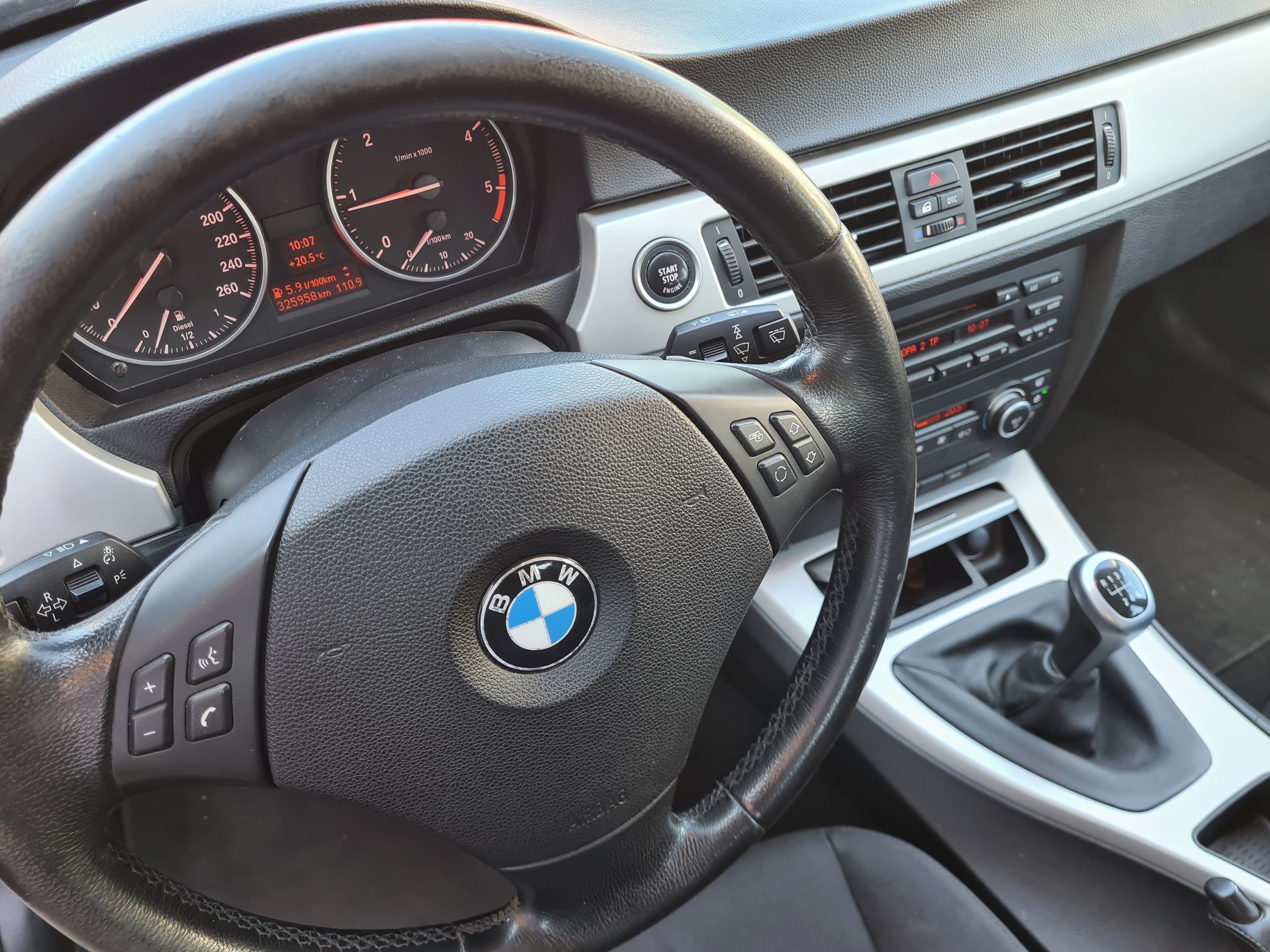 BMW Řada 3, 320d E91_130 kW Facelift - fotka 5