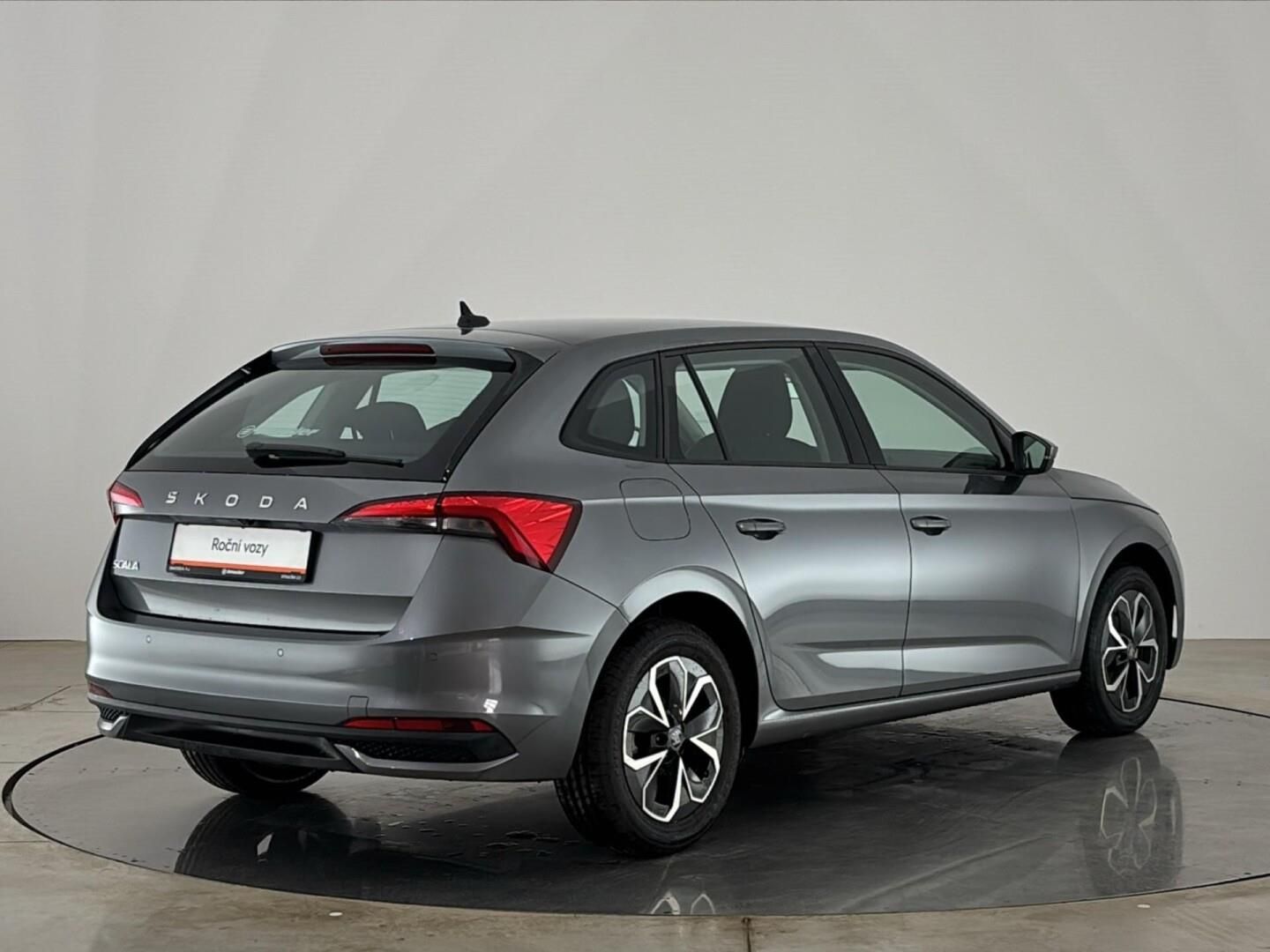 Škoda Scala, 1.0 TSI / 70 kW Selection - fotka 2