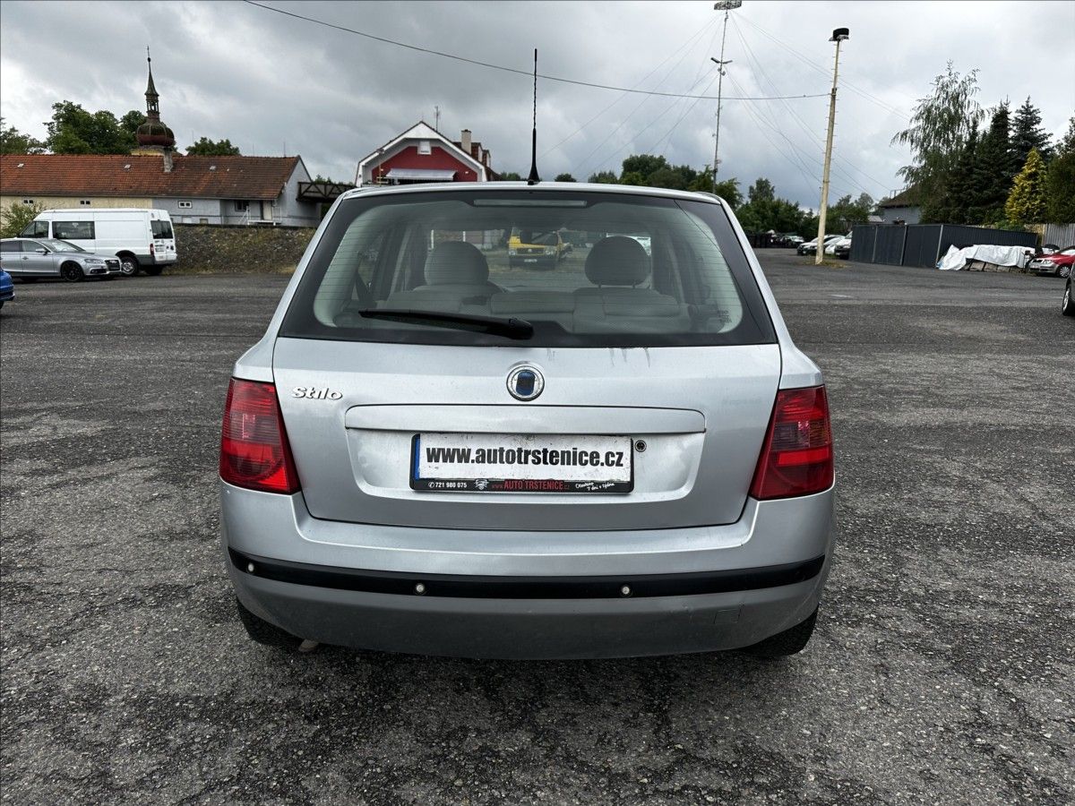 Fiat Stilo, 1,4 i - MÁLO KM - KLIMATIZACE - fotka 4