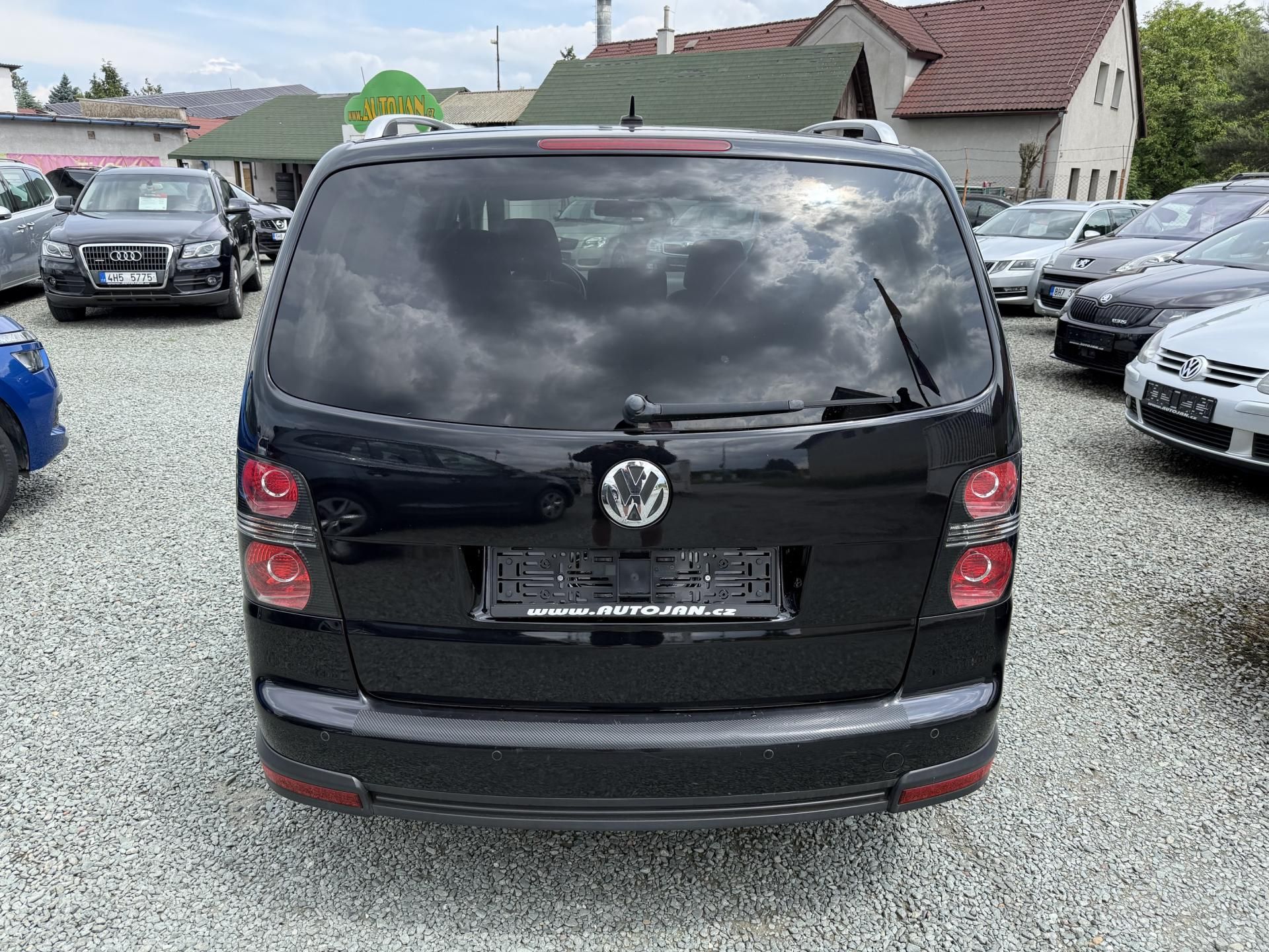 Volkswagen Touran, 1.4 TSI DSG CROSS - fotka 5