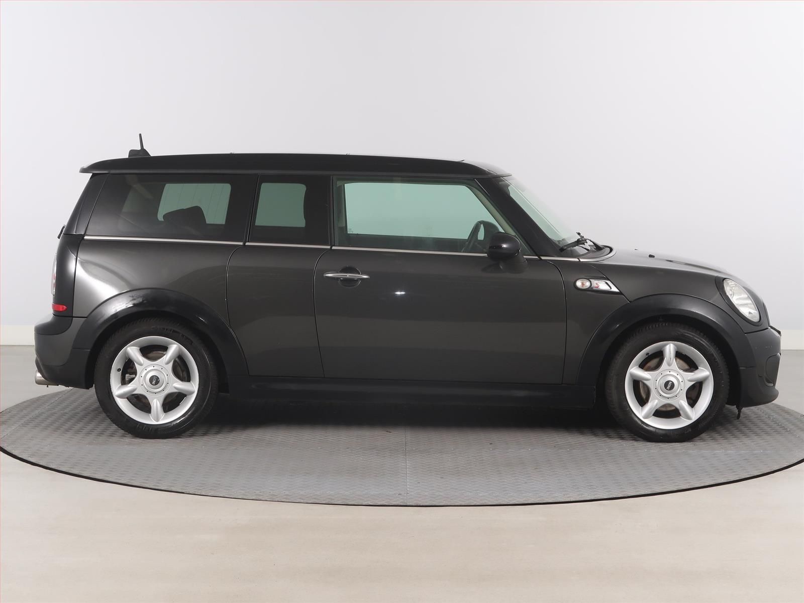 Mini Clubman, Cooper SD, Automat, Navi - fotka 6