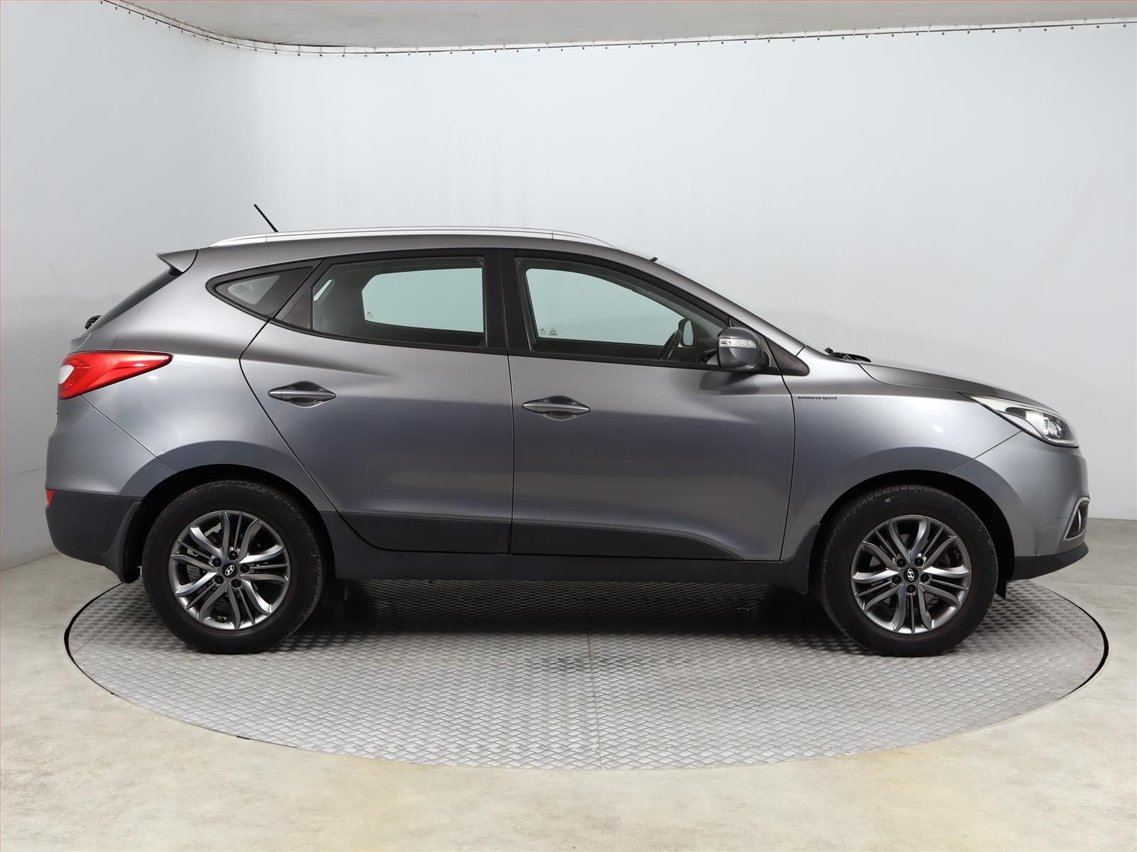 Hyundai ix35, 2.0 GDI, Serv.kniha, Kůže - fotka 6