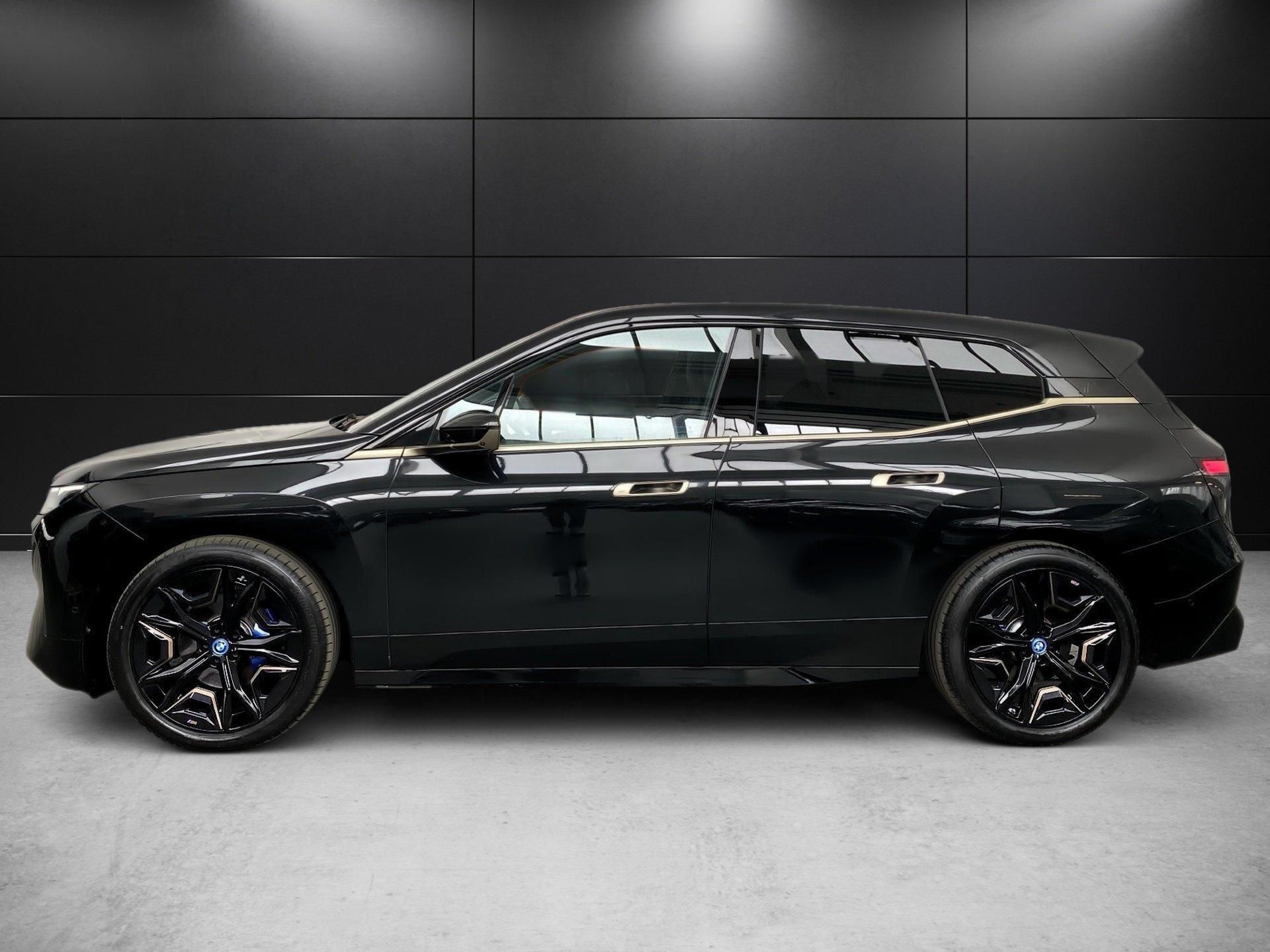 BMW iX, xDrive40 Sport 360 SoftClose - fotka 3