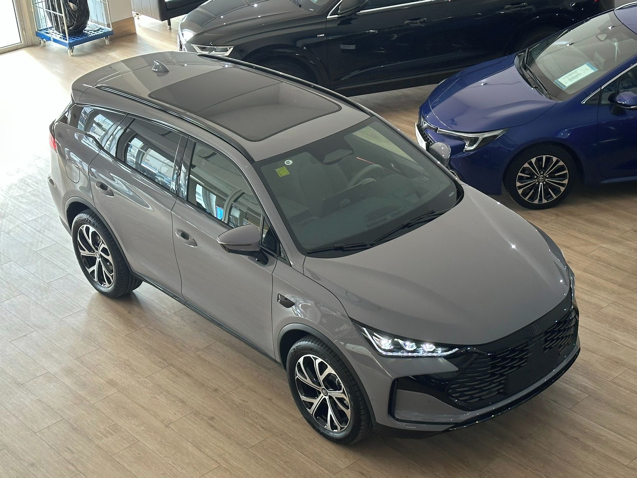BYD Tang, BYD Tang DM-i Hybrid - fotka 6