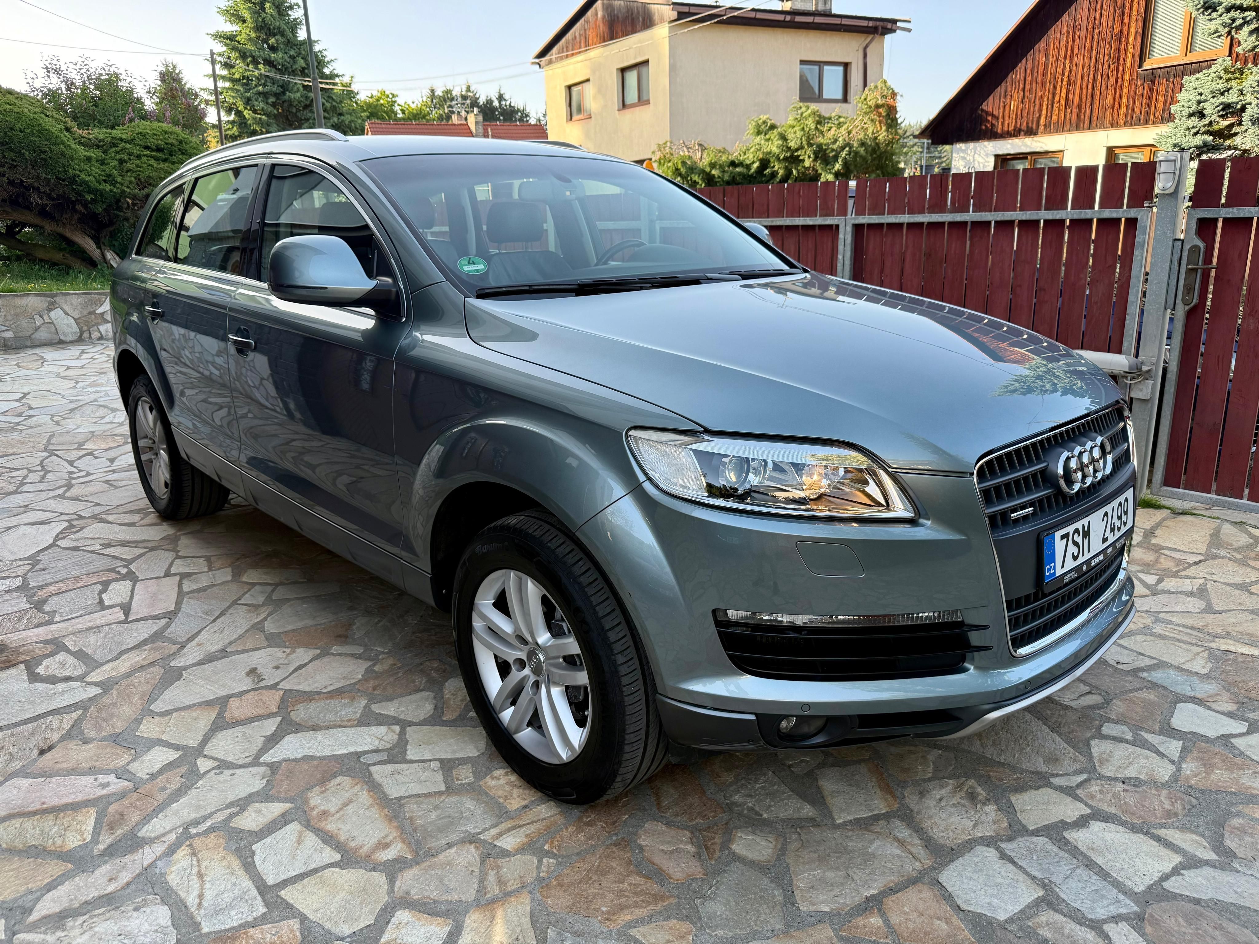 Audi Q7, 3.0 TDI 176KW QUATTRO TOP STAV - fotka 3