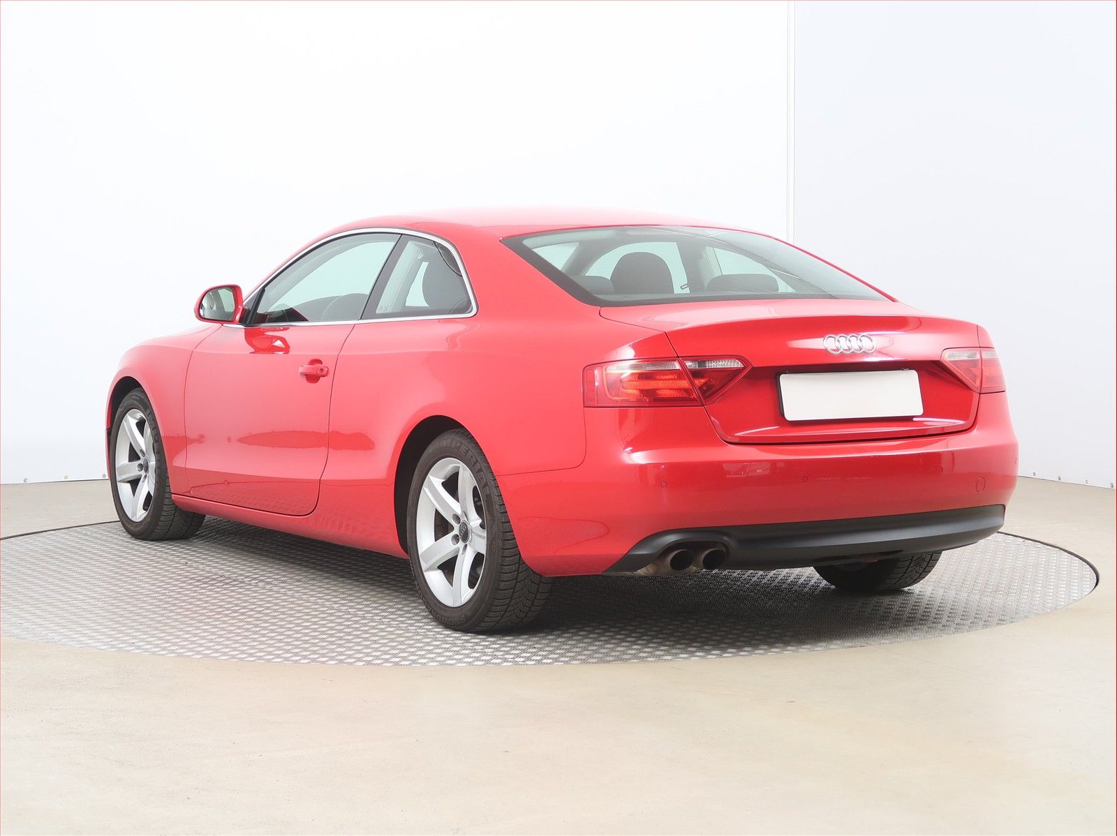 Audi A5, 2.0 TFSI, Automatická klima - fotka 4