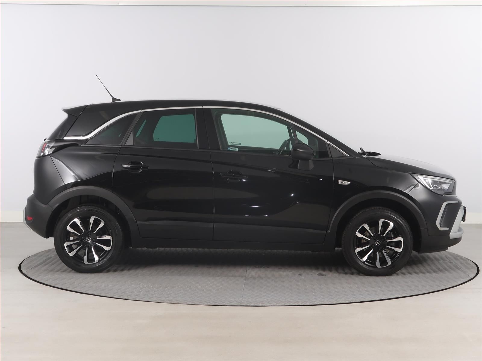 Opel Crossland, 1.2 Turbo, Automat, ČR,1.maj - fotka 6