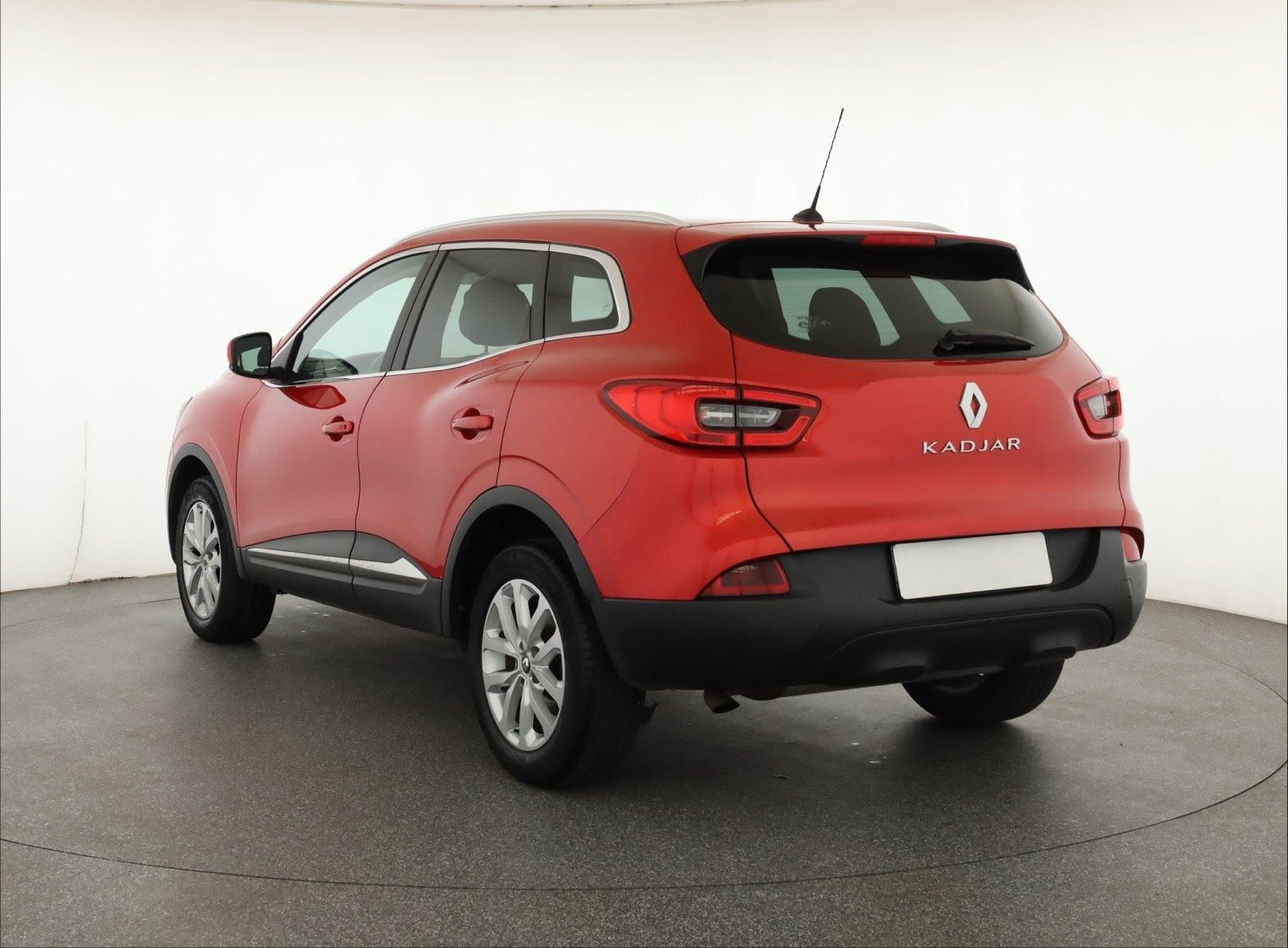 Renault Kadjar, 1.2 TCe, Navi - fotka 4