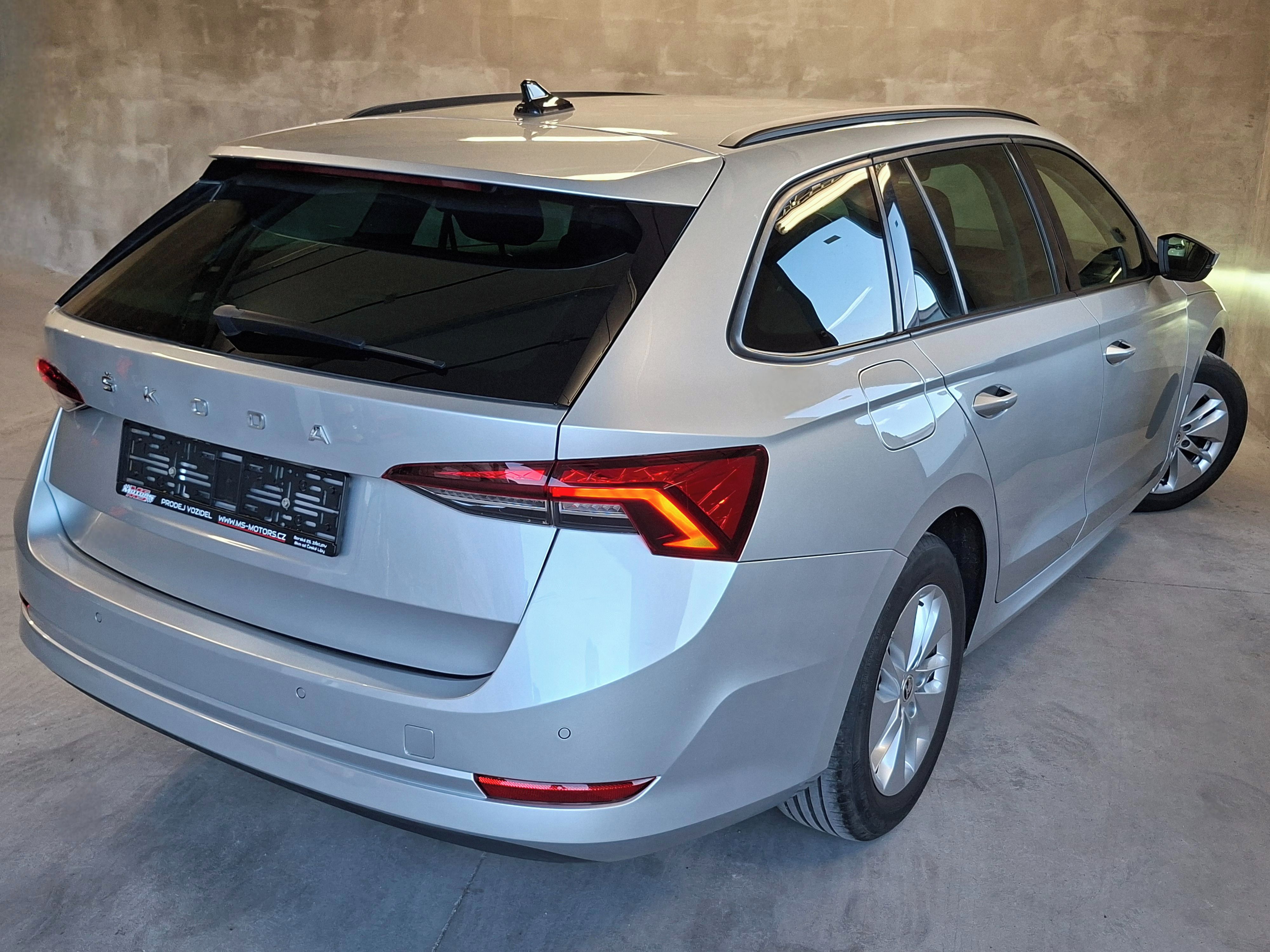 Škoda Octavia, 2.0 TDI, DPH, ČR, 1.MAJ, PĚKNÁ - fotka 4