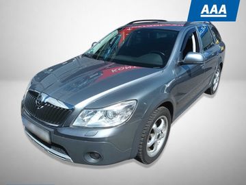 Scout 2.0 TDI, 4X4, Xenony